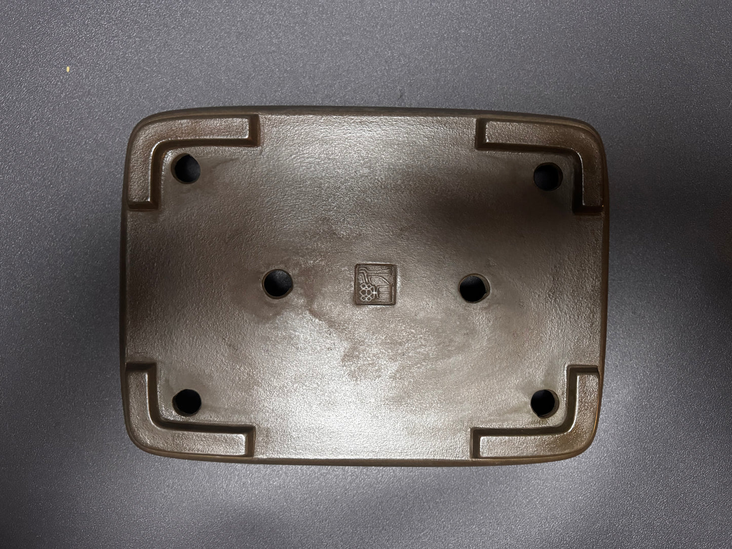 Eiraku (永楽) Tokoname, 35.5cm rectangular hand-made.