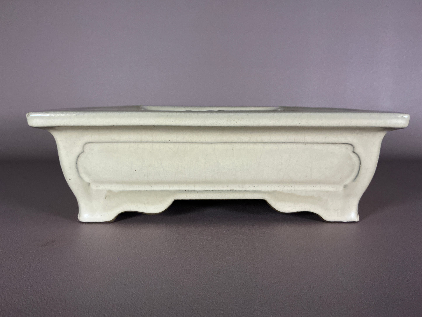 YAMAAKI 3rd Generation (Kataoka Toshio) "爪描き"- 常滑-37.3cm Rectangular White-Glazed