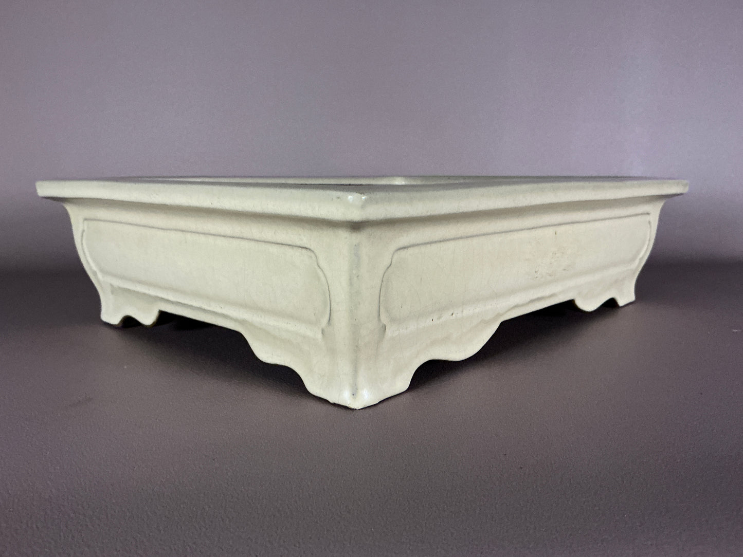 YAMAAKI 3rd Generation (Kataoka Toshio) "爪描き"- 常滑-37.3cm Rectangular White-Glazed