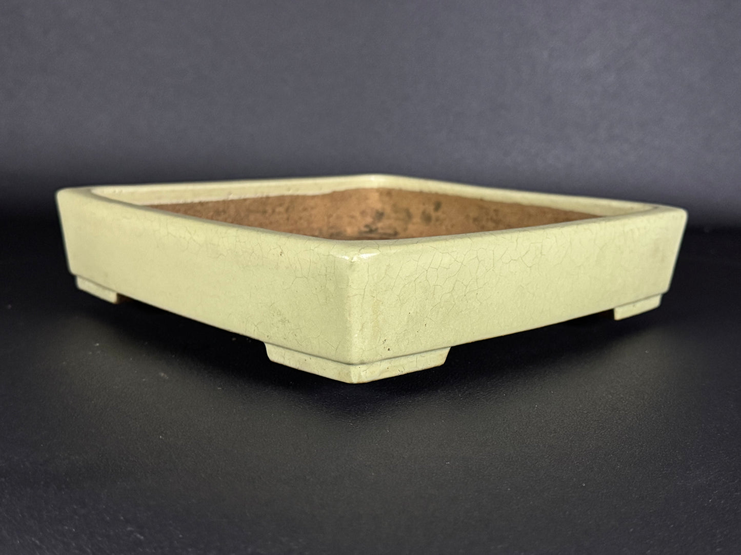 YAMAFUSA 4th Gen (YAMAFUSA KOIE 山房鯉江 (aka SAMBO)) -常滑-25.3cm | Square | Cream Glazed