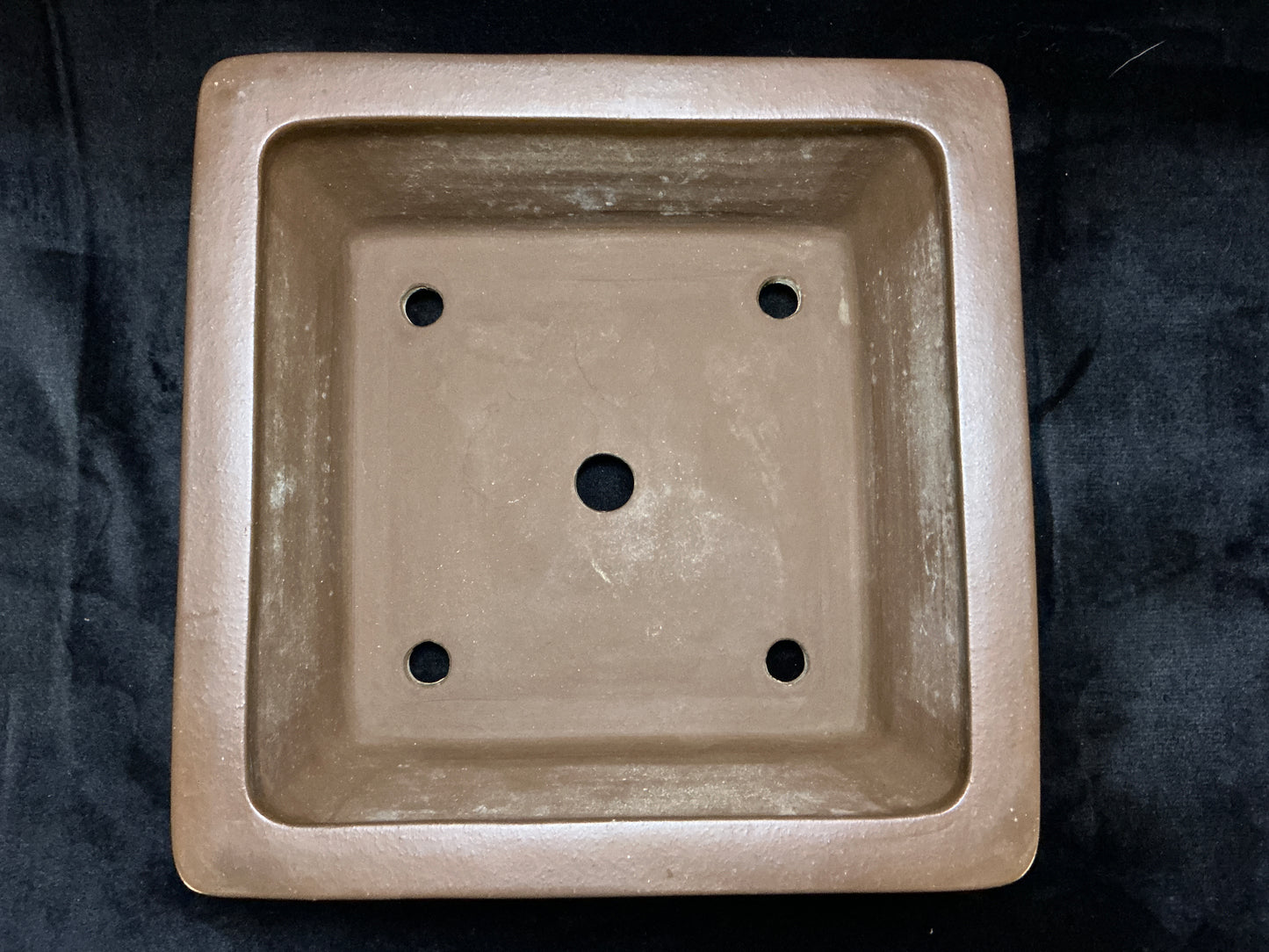 AKIRA Shouzan,1st Generation, (Akira Watanabe) 常滑 31.0cm square, unglazed. Not for Sale