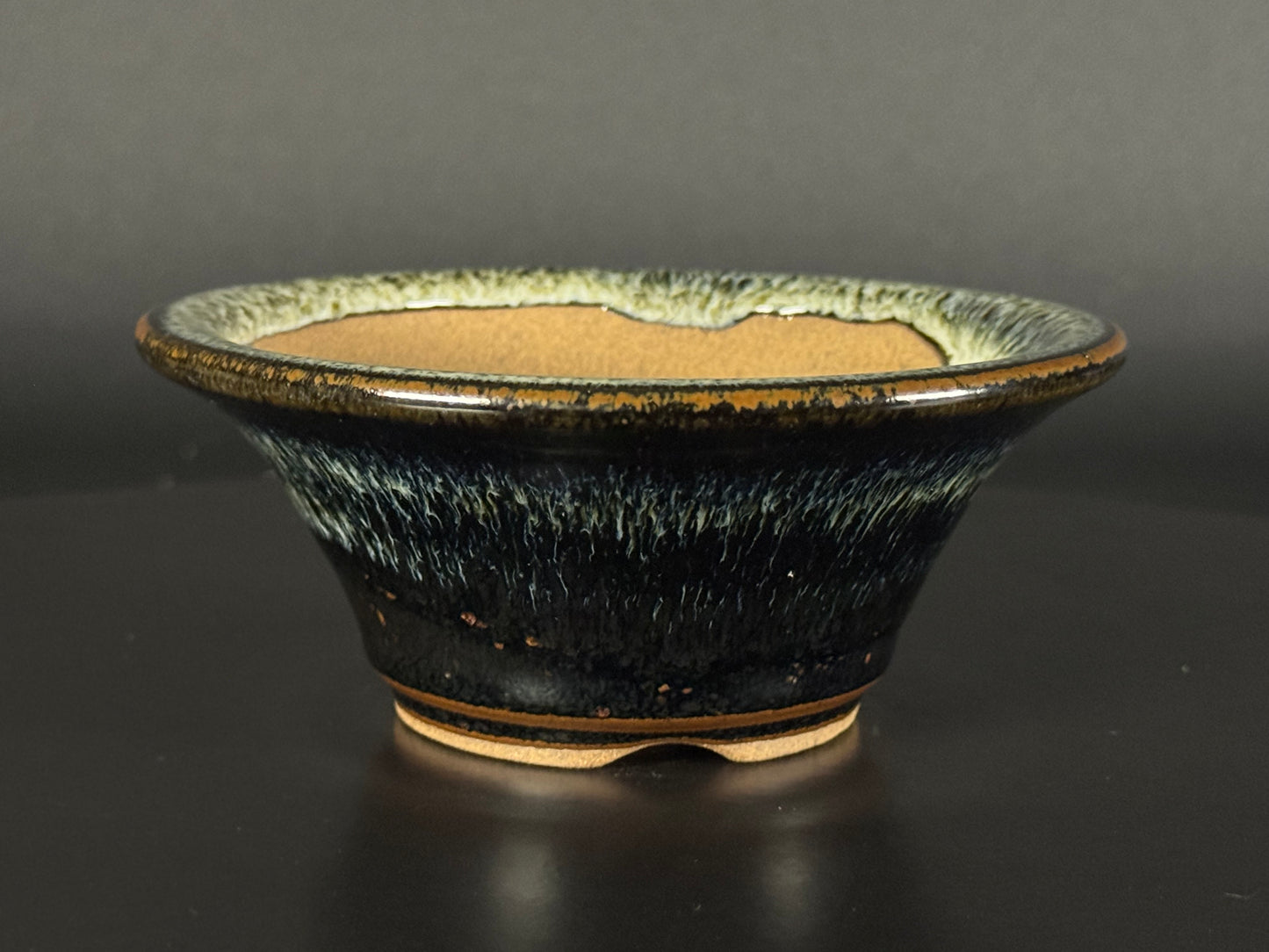 Koshiwara-yaki常滑Flared round 12.9cm Cucumber Glaze