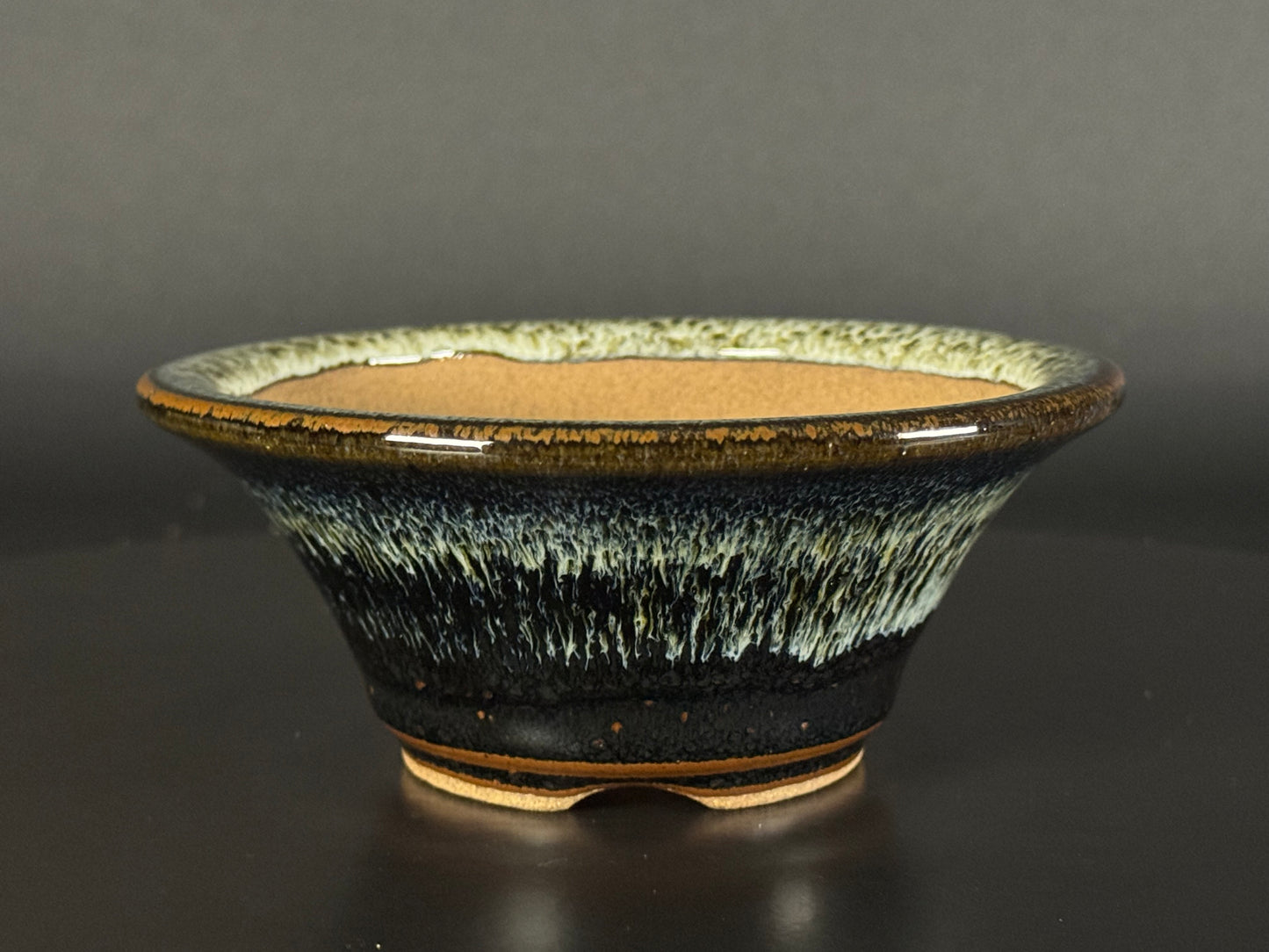 Koshiwara-yaki常滑Flared round 12.9cm Cucumber Glaze