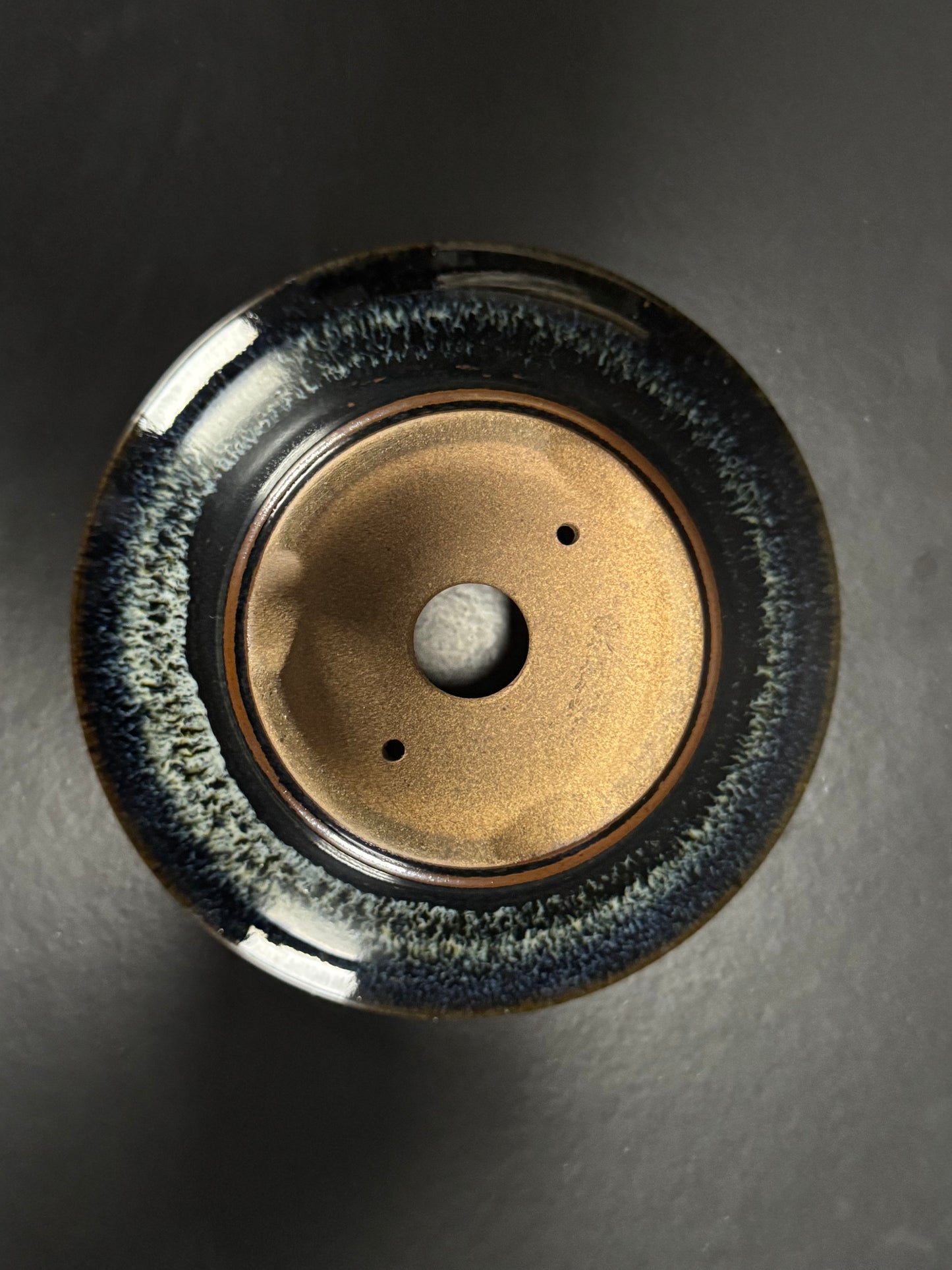 Koshiwara-yaki常滑Flared round 12.9cm Cucumber Glaze