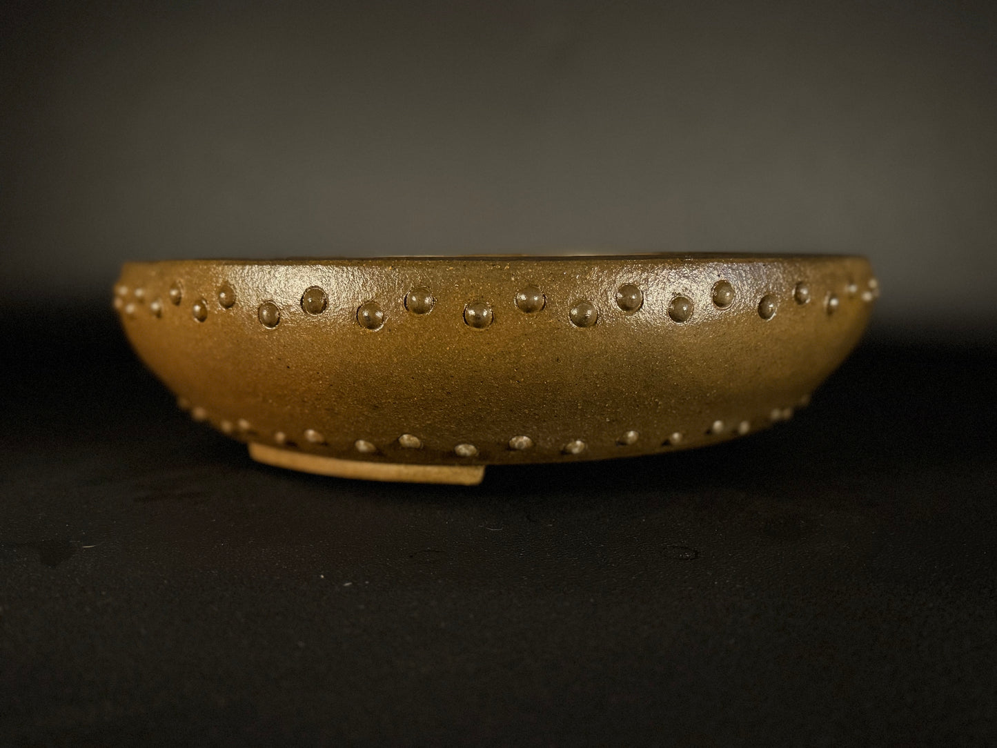 YAMAAKI 2nd  Generation (Sadamitsu Koshosen 小松泉 ) - 常滑 -37.0cm round armour-like motifs