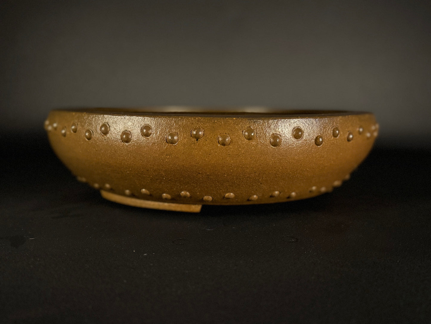 YAMAAKI 2nd  Generation (Sadamitsu Koshosen 小松泉 ) - 常滑 -37.0cm round armour-like motifs