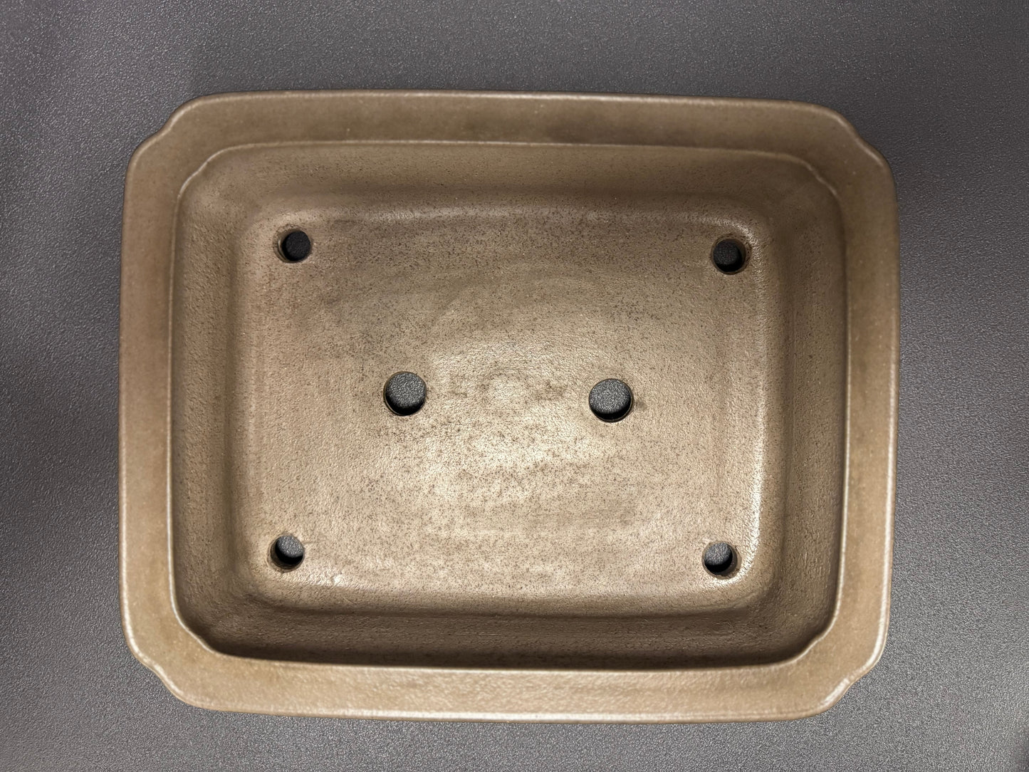 KEIZAN Hisada 久山 桂山 - 常滑 –32cm Rectangular unglazed Flared-corners