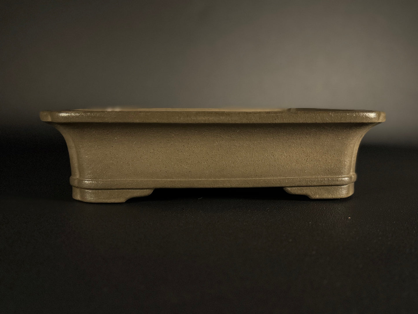 KEIZAN Hisada 久山 桂山 - 常滑 –32cm Rectangular unglazed Flared-corners