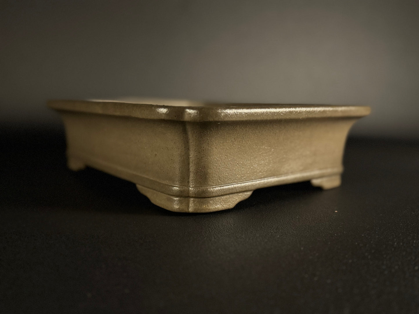 KEIZAN Hisada 久山 桂山 - 常滑 –32cm Rectangular unglazed Flared-corners