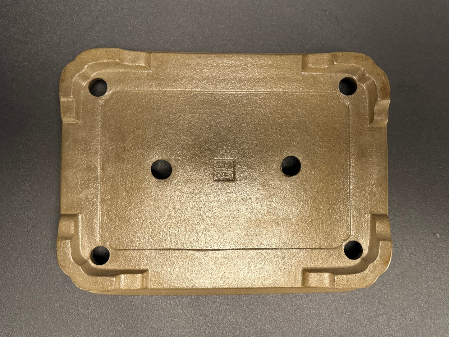 KEIZAN Hisada 久山 桂山 - 常滑 –37.8cm Rectangular unglazed Flared-corners