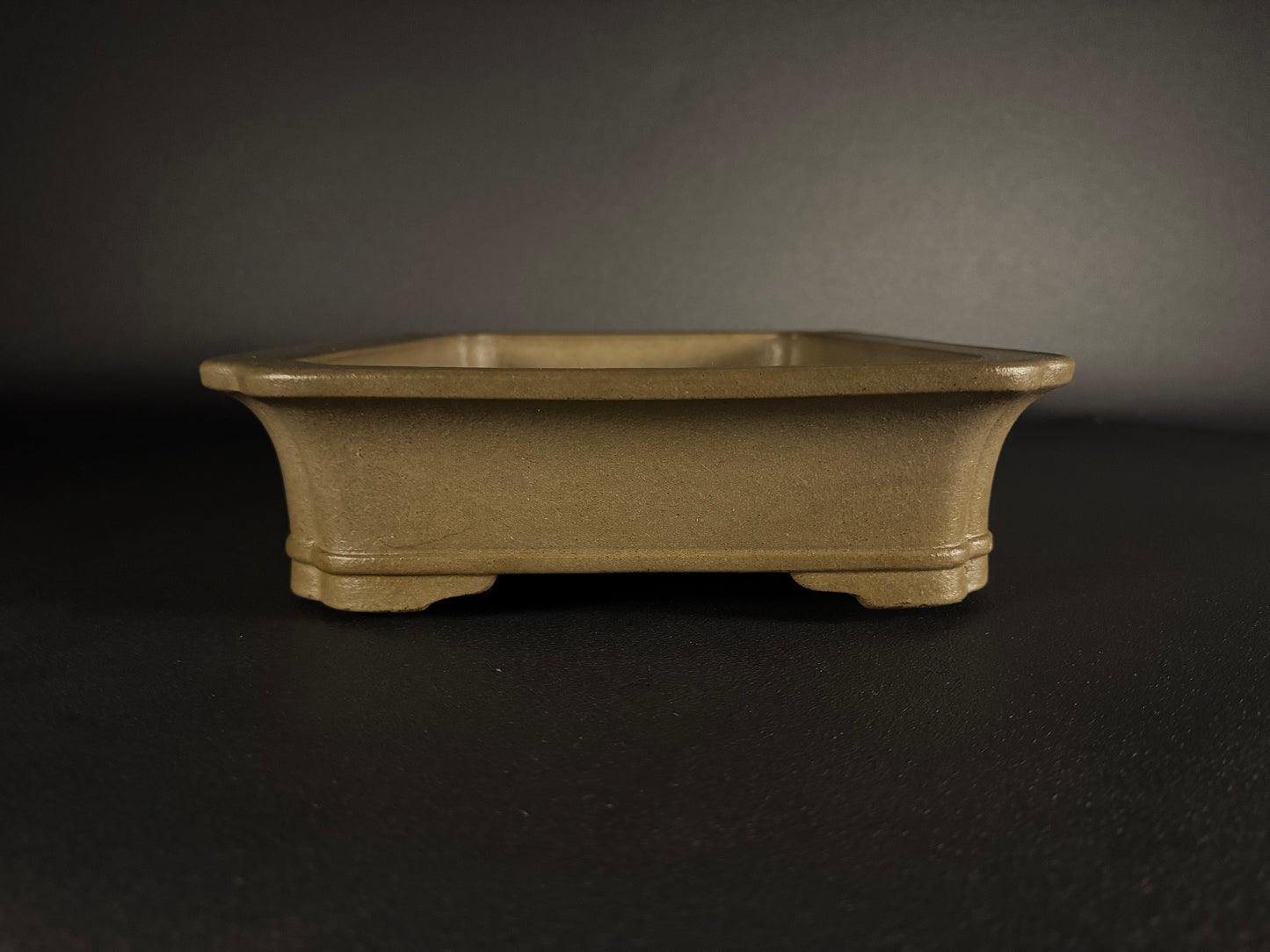 KEIZAN Hisada 久山 桂山 - 常滑 –37.8cm Rectangular unglazed Flared-corners