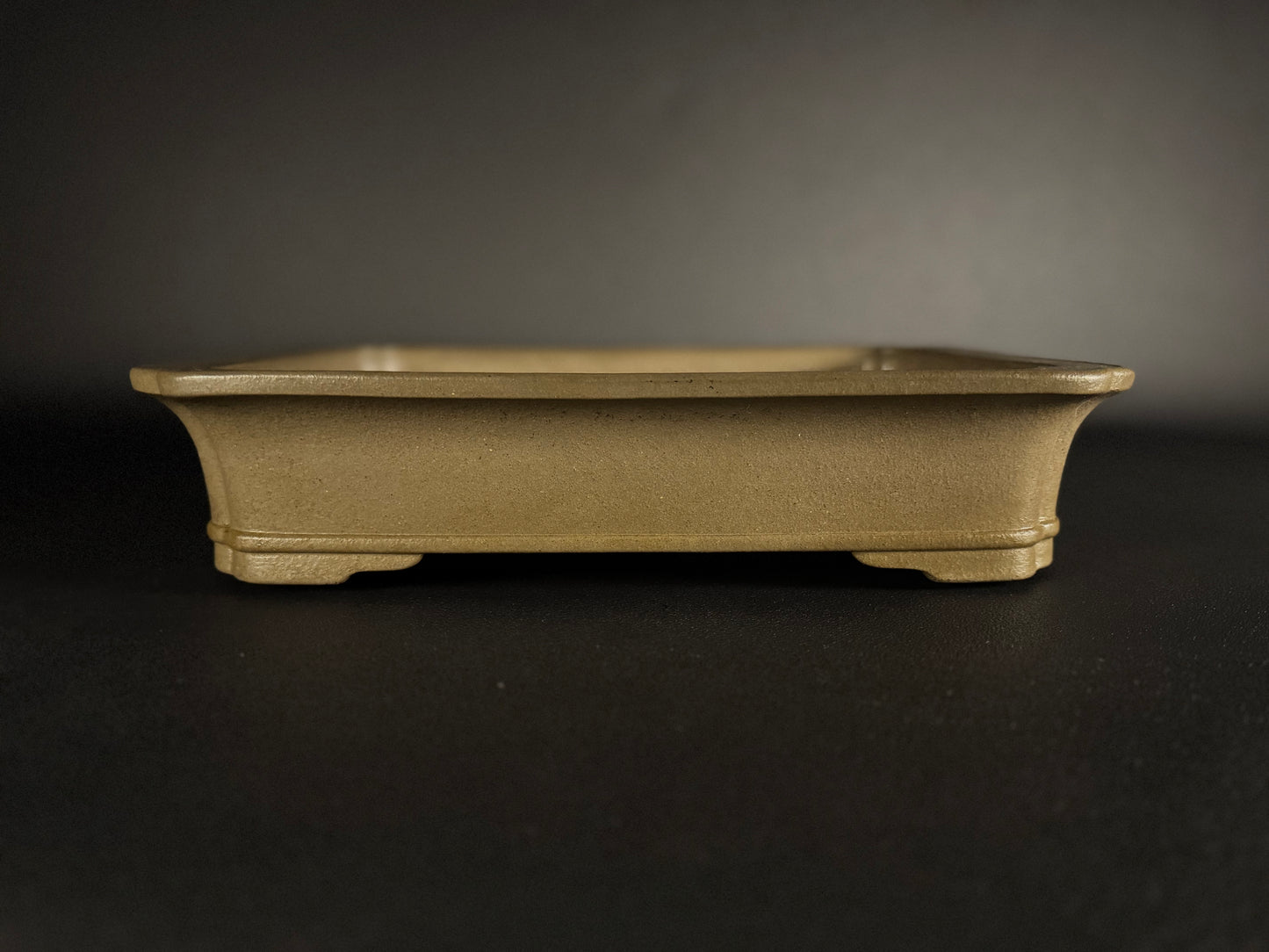 KEIZAN Hisada 久山 桂山 - 常滑 –37.8cm Rectangular unglazed Flared-corners