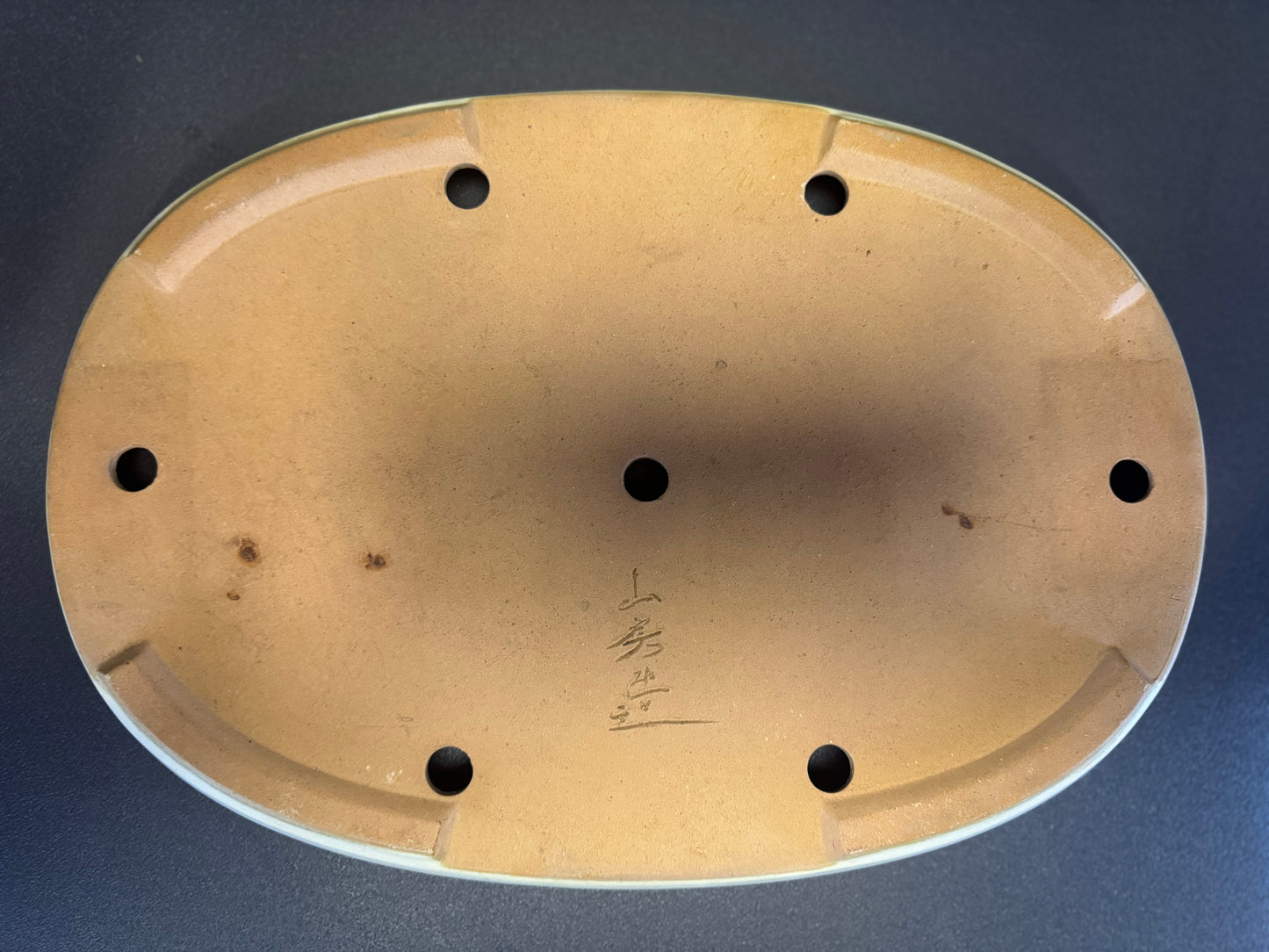 YAMAFUSA 4th Gen (YAMAFUSA KOIE 山房鯉江 (aka SAMBO)) -常滑-47.0cm  | Oval | Cream Glazed