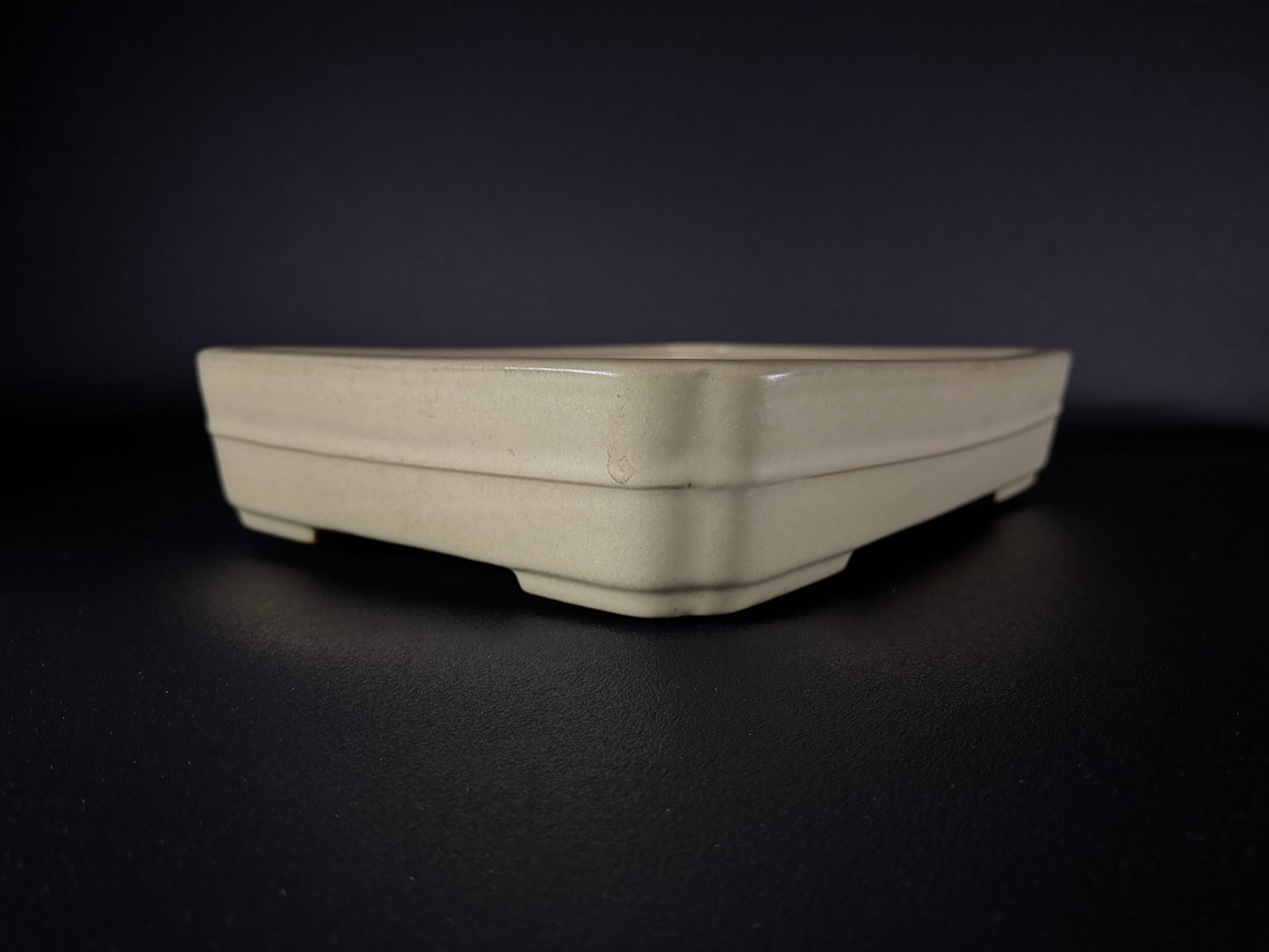 YAMAFUSA 4th Gen (YAMAFUSA KOIE 山房鯉江 (aka SAMBO)) -常滑-38.4cm | Rectangular | Cream Glazed