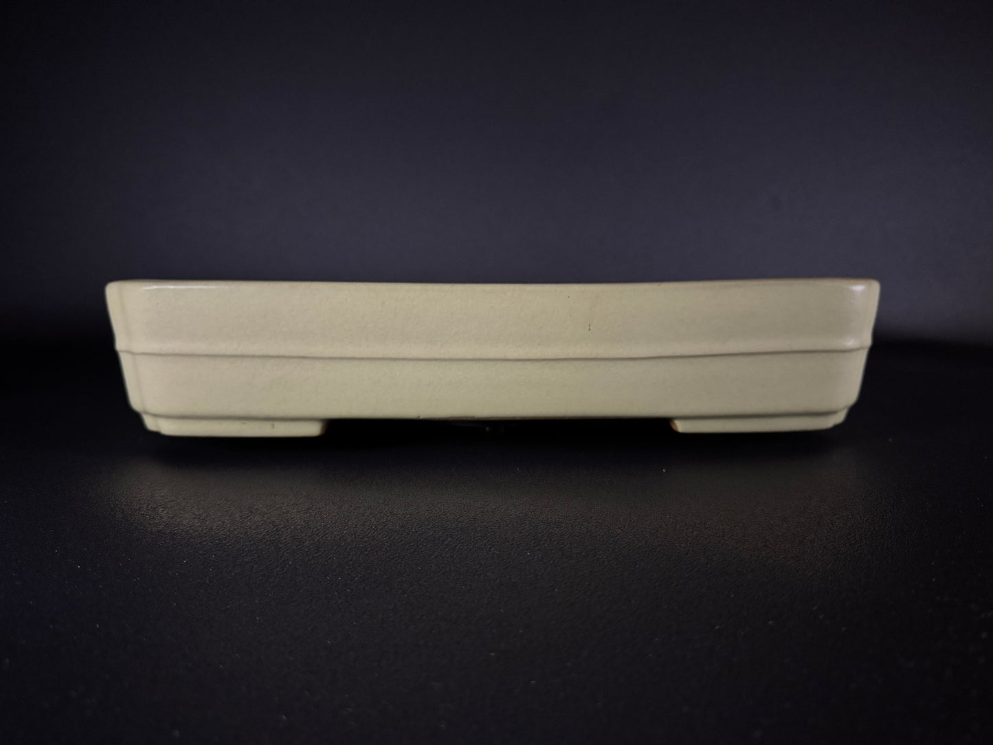 YAMAFUSA 4th Gen (YAMAFUSA KOIE 山房鯉江 (aka SAMBO)) -常滑-38.4cm | Rectangular | Cream Glazed