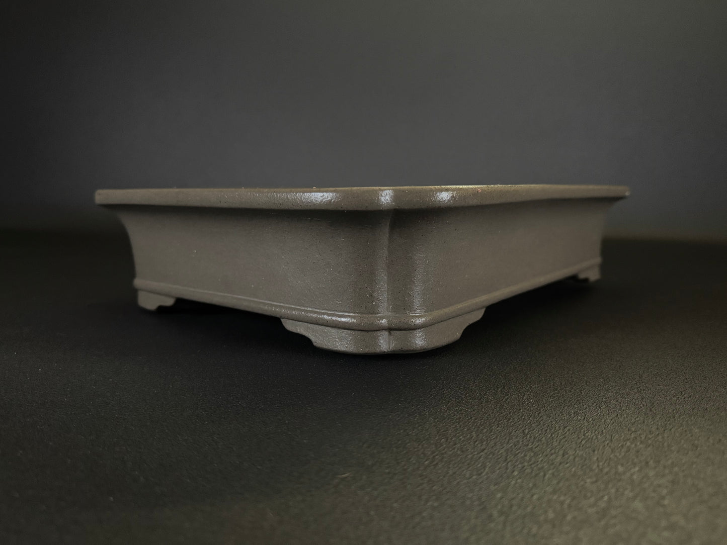 KEIZAN Hisada 久山 桂山 - 常滑 –37.7cm Rectangular unglazed Flared-corners