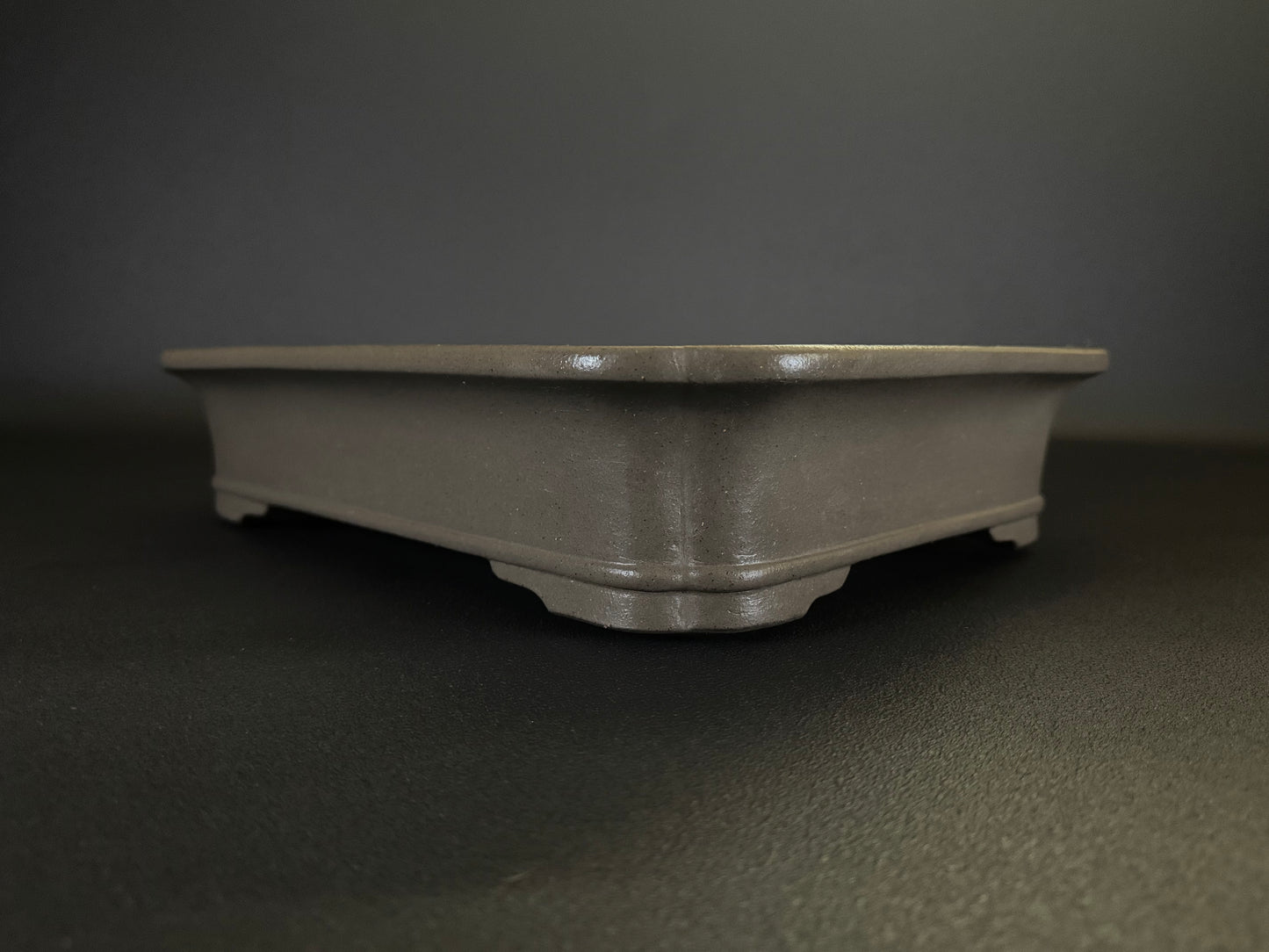KEIZAN Hisada 久山 桂山 - 常滑 –37.7cm Rectangular unglazed Flared-corners