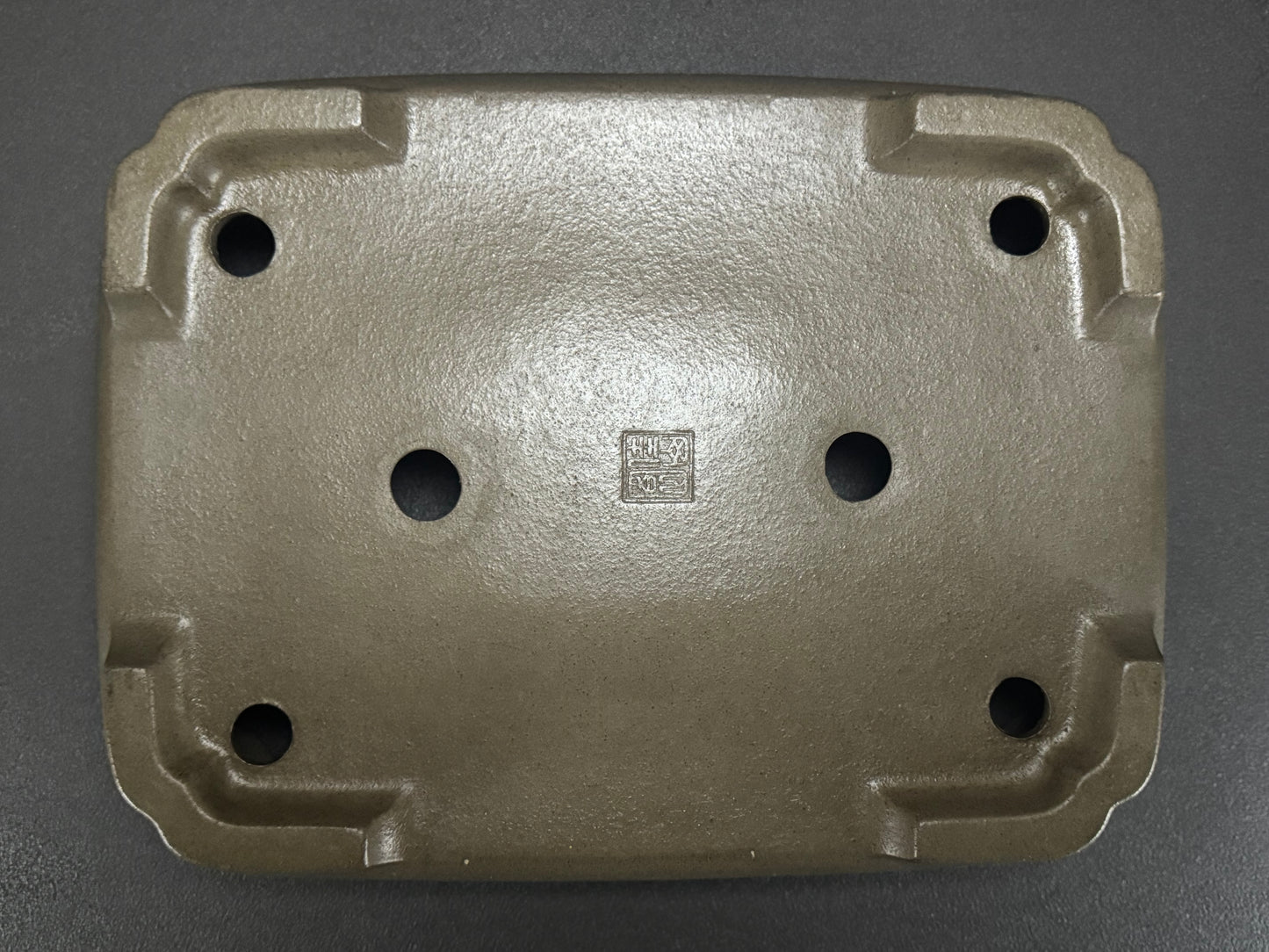 KEIZAN Hisada 久山 桂山 - 常滑 –35.9cm Rectangular unglazed Flared-corners