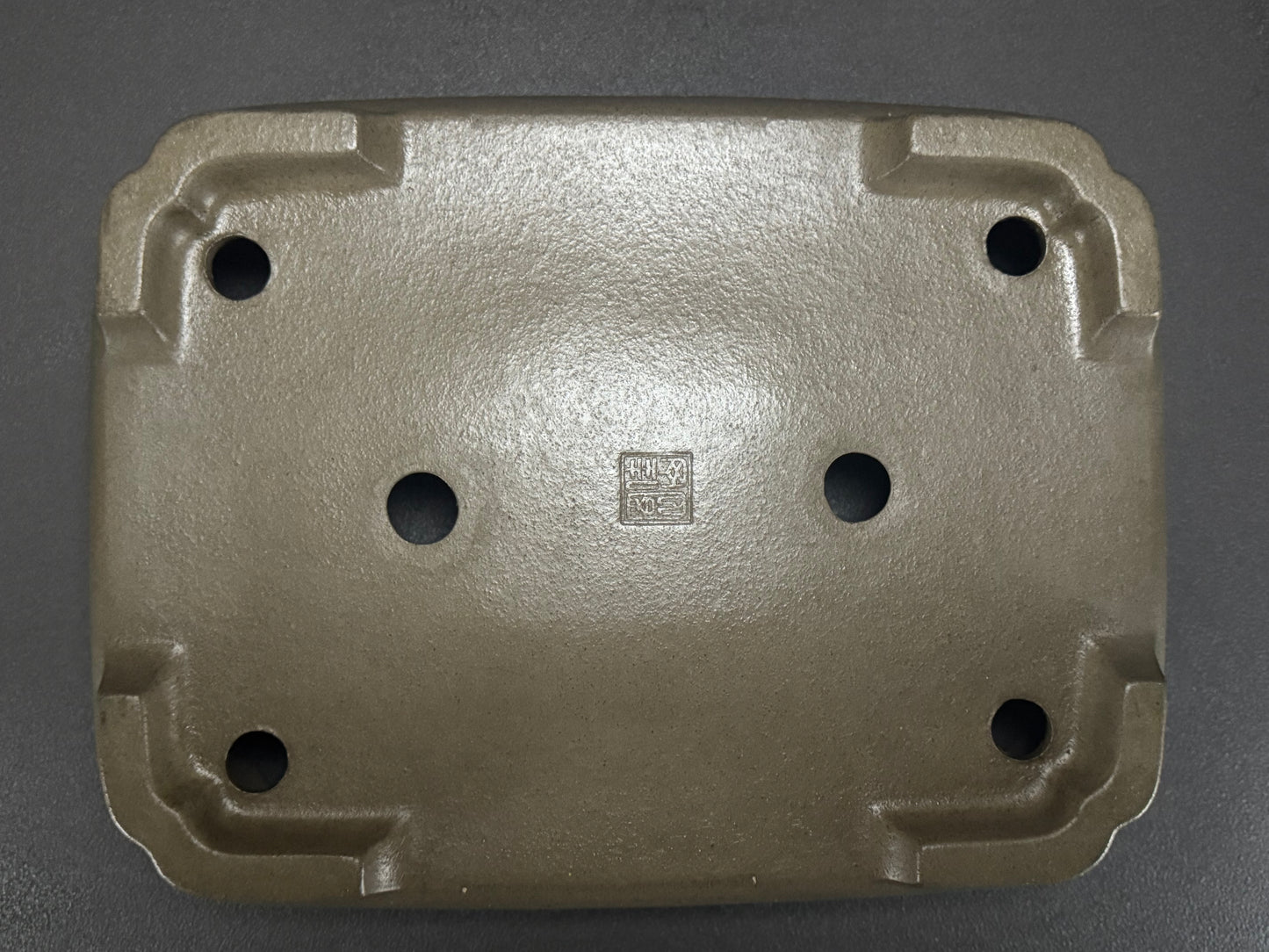 KEIZAN Hisada 久山 桂山 - 常滑 –35.9cm Rectangular unglazed Flared-corners