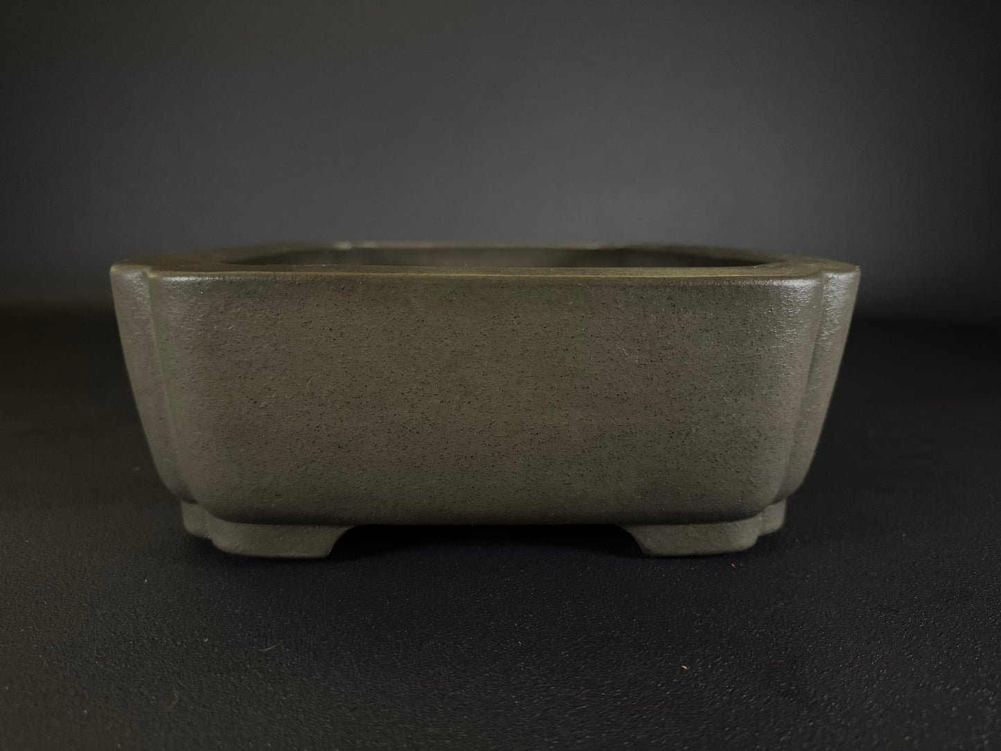 KEIZAN Hisada 久山 桂山 - 常滑 –35.9cm Rectangular unglazed Flared-corners