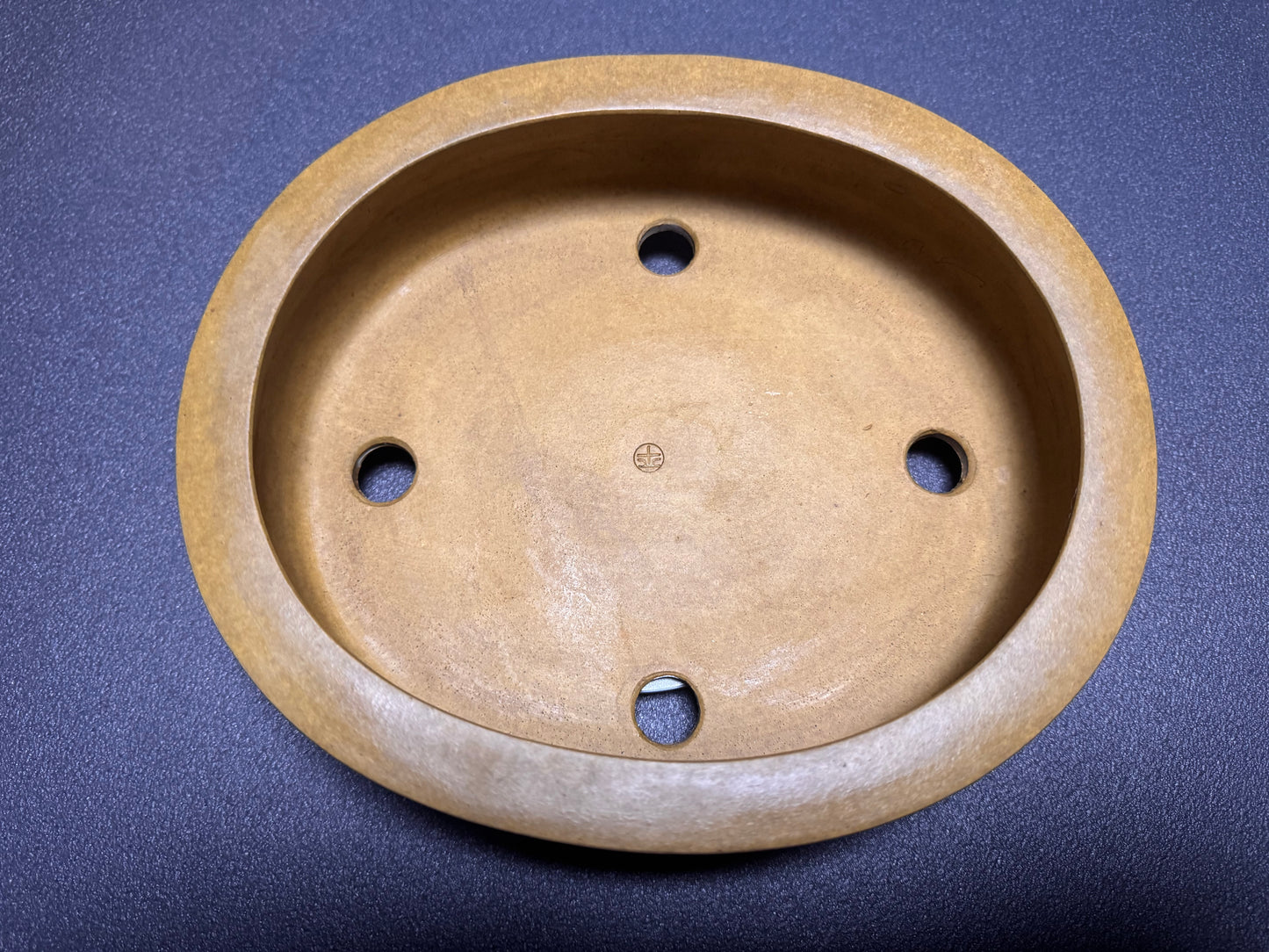 MARUHEI, Tokoname, 22cm Oval pot Not for Sale