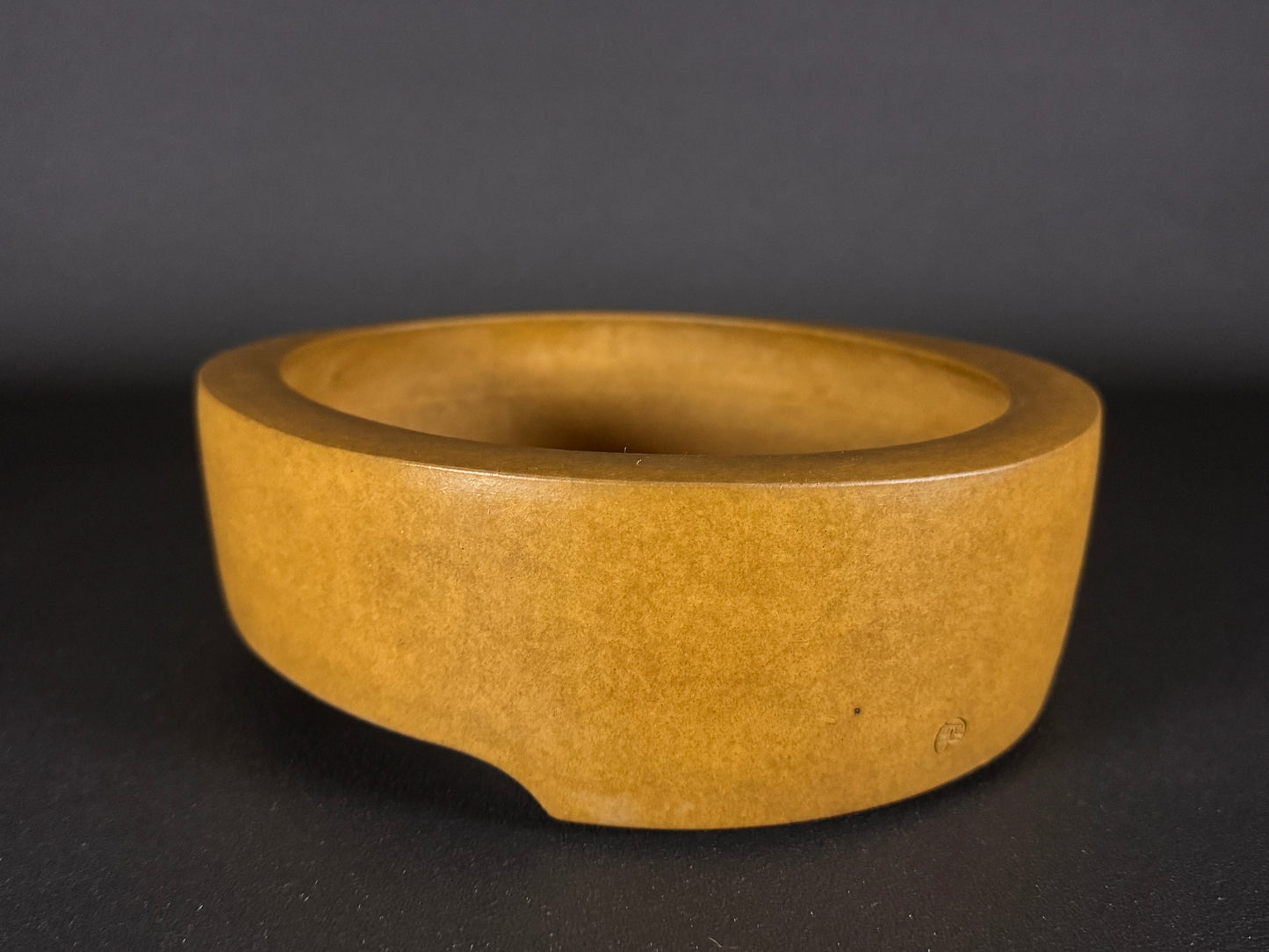MARUHEI, Tokoname, 22cm Oval pot Not for Sale