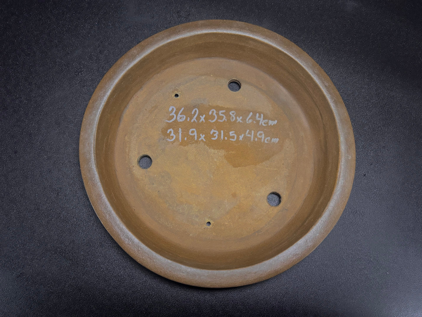 TERAHATA Mazan (Mayama Mazan) 寺畑真山 –  常滑 – 36.2cm Round