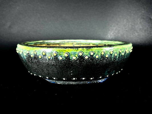 AIBA KOYO – Mr. AIBA Kouichirou（相場 恒一郎）– 常滑 – 28.3cm  Drum-shaped (太鼓形) Green Glazed Riveted Round Bonsai Pot