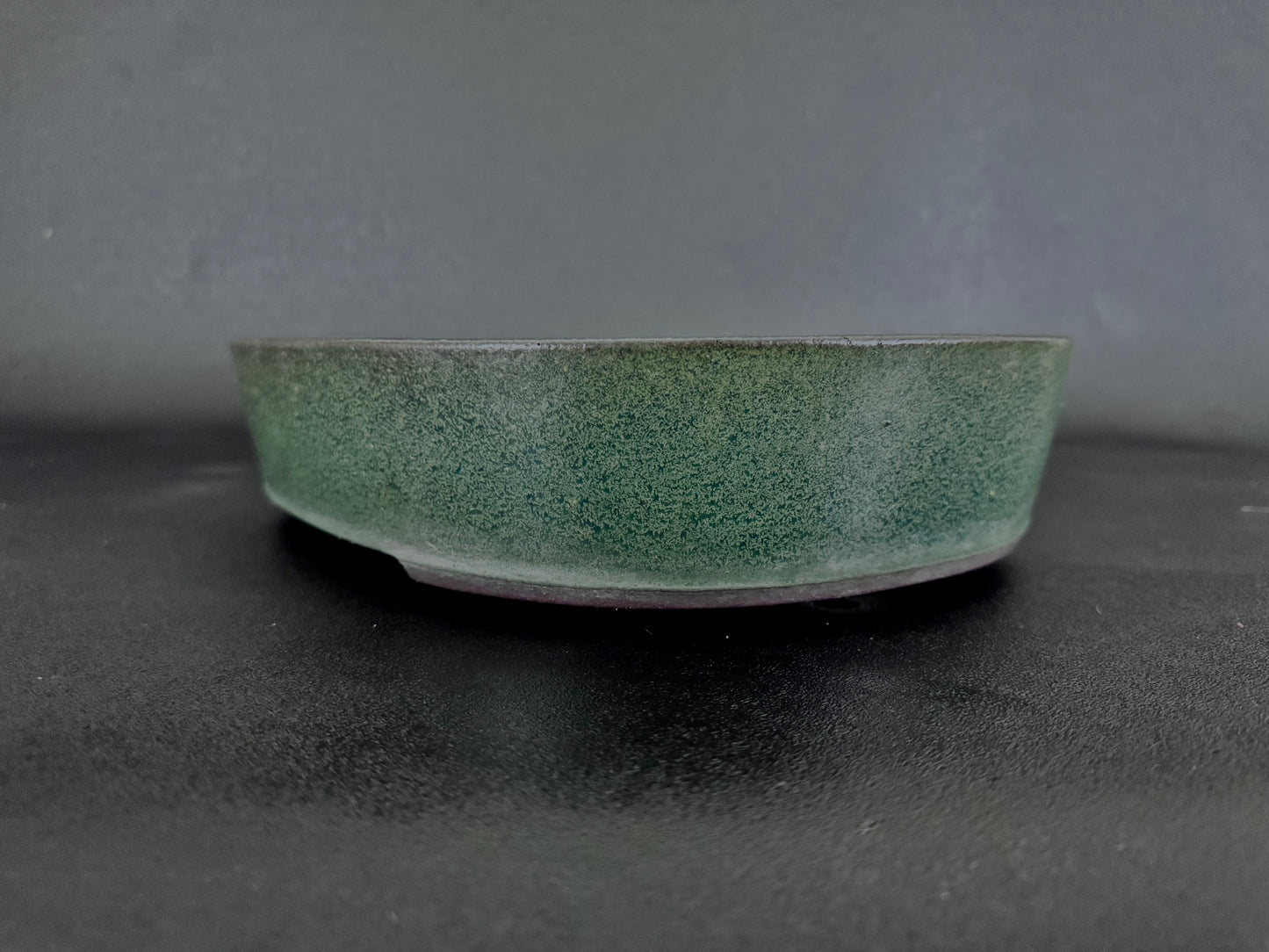 YAMAAKI 山秋 – 3rd Generation (Kataoka Toshio) "爪描き"- 常滑- 36.0cm Oval Dark Jade / Emerald Green Glazed  (楕円鉢・深翡翠緑釉）On Hold!