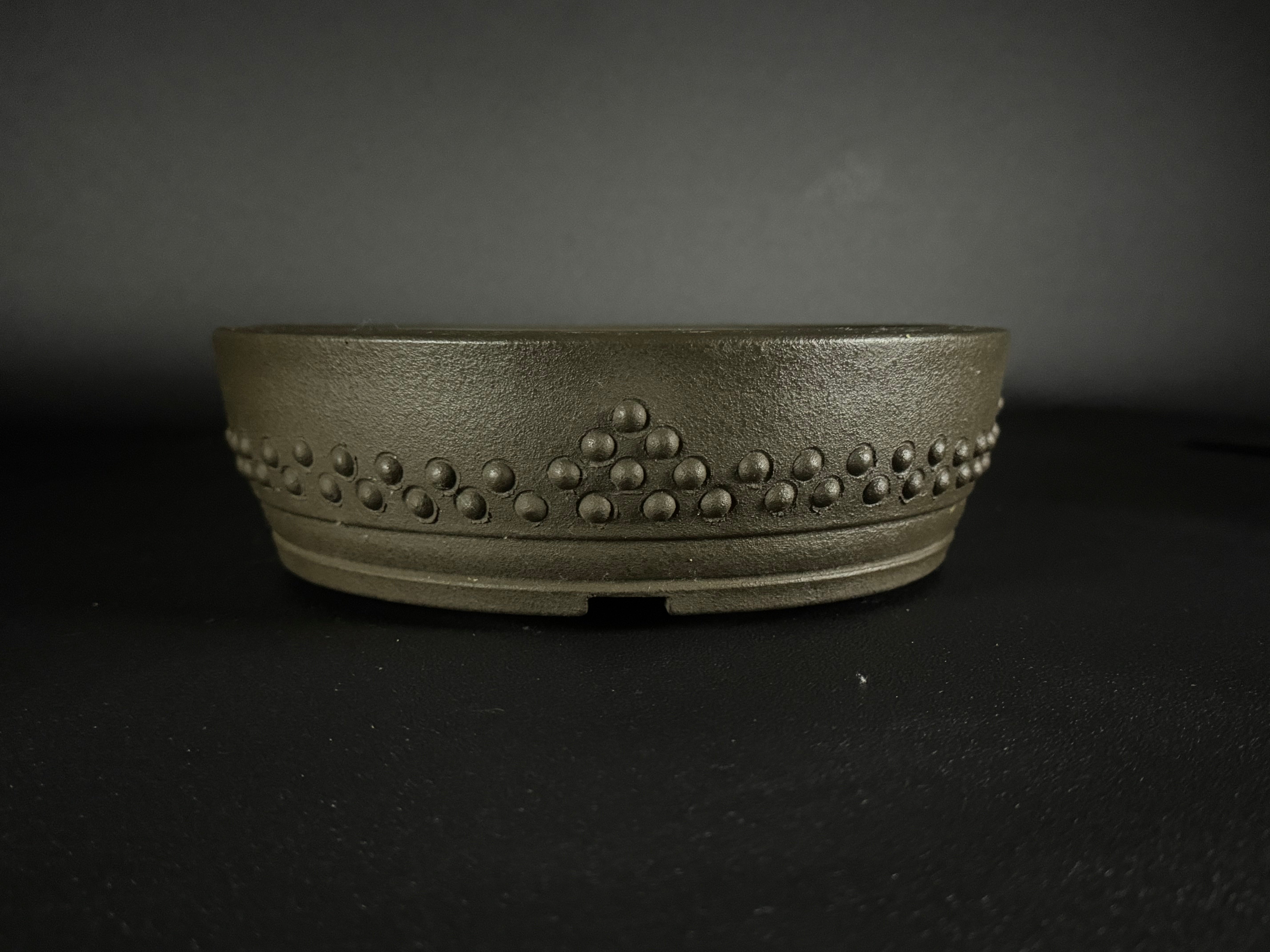 Antique Pots – Sugi Bonsai