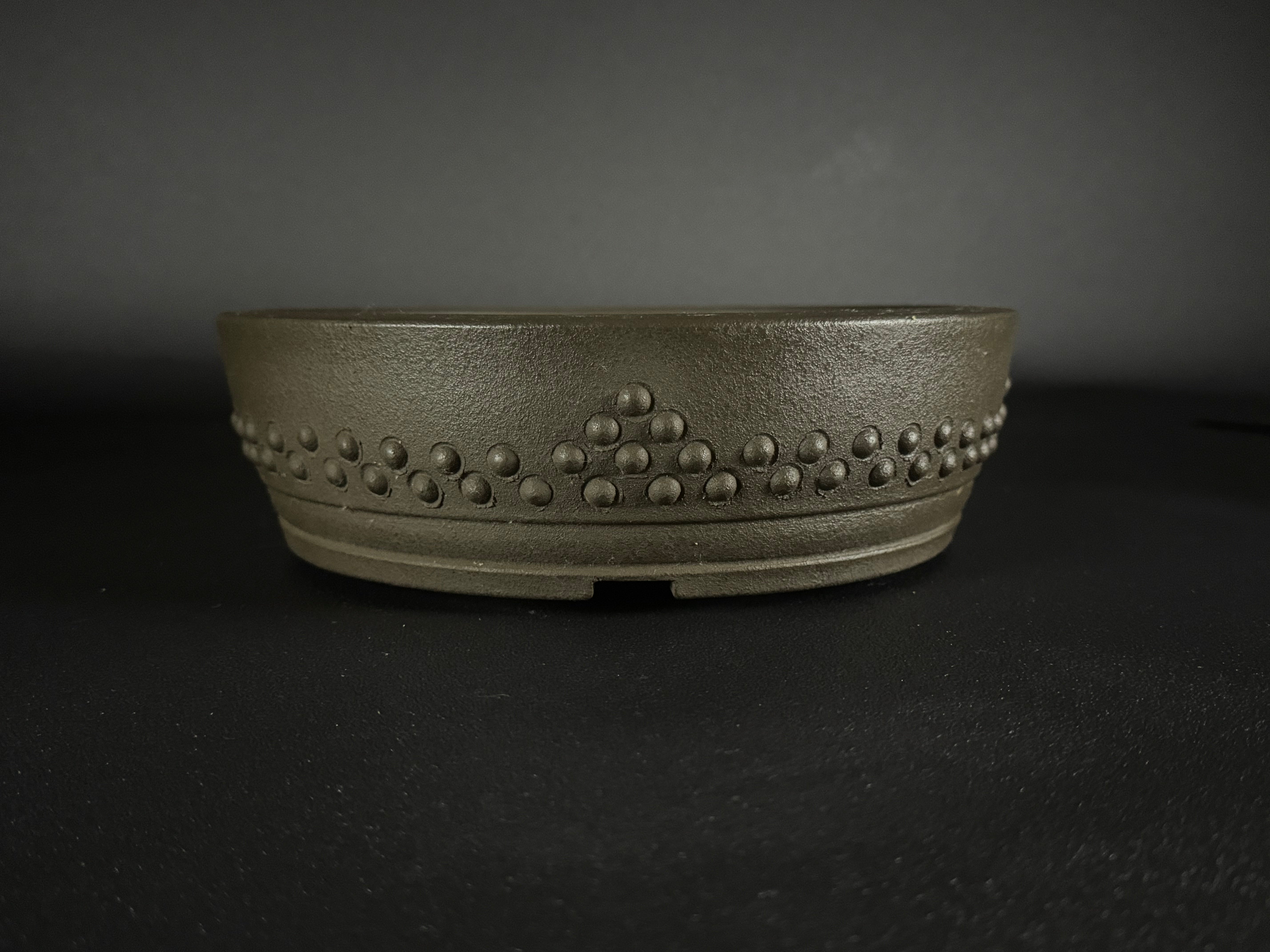 Antique Pots – Sugi Bonsai