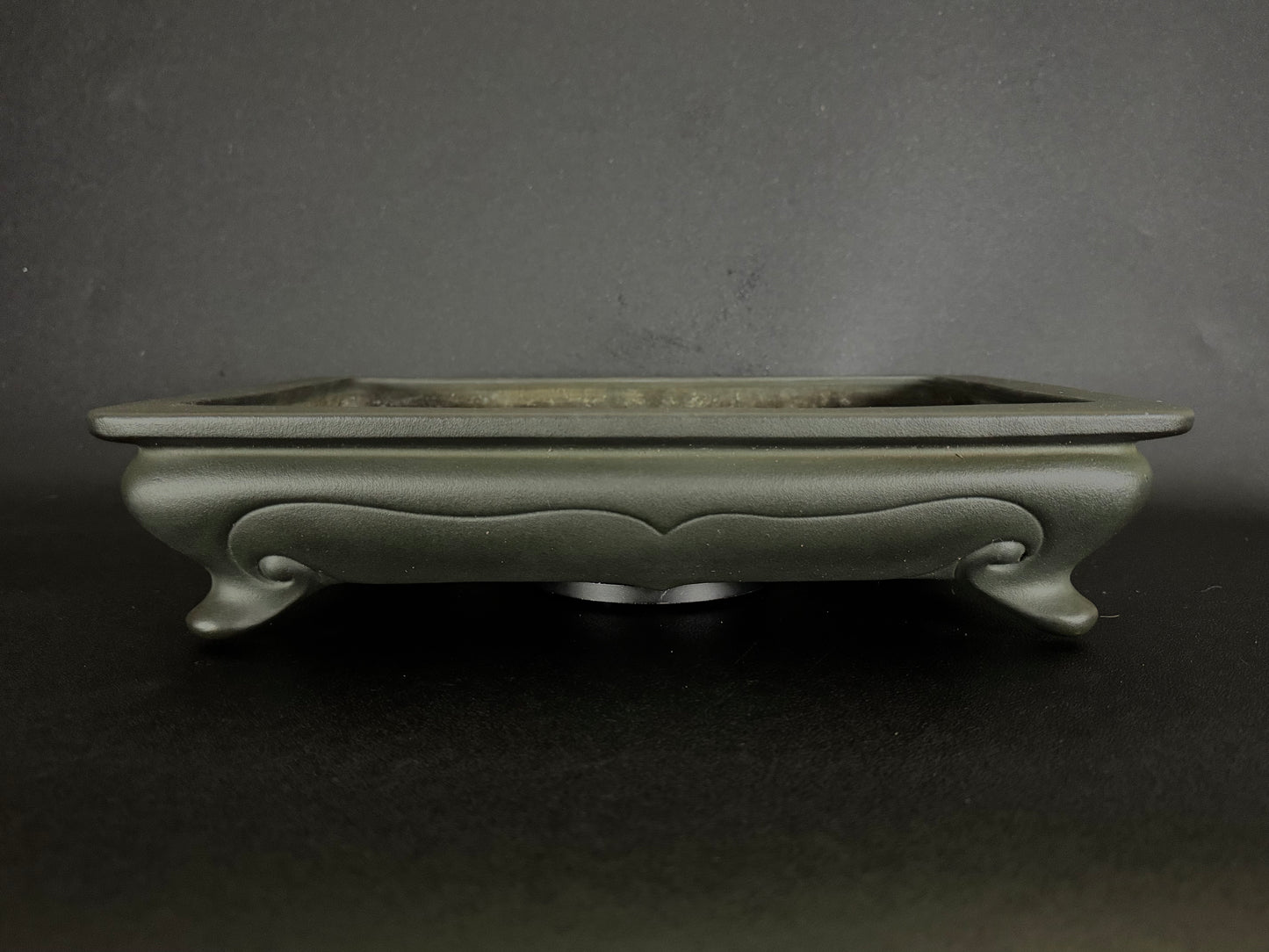 Yamaaki 山秋 — 2nd Generation Kataoka Sadamitsu / Koshousen 山秋二代 片岡貞光・小松泉 — Tokoname, Aichi（常滑市）— 39.9cm Rectangular Bag-Form Unglazed Bonsai Pot（長方袋式鉢・無釉）