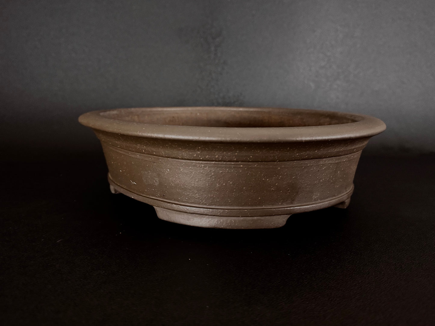 TOUHOU (陶峰) Hand signed 爪描き - 常滑 - 34.4cm Oval Unglazed 楕円形 無釉