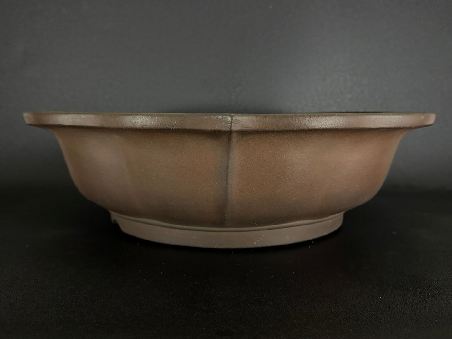 YAMAAKI (山秋窯) 3rd Generation Kataoka Toshio (片岡俊夫 作) - 小松泉 - 常滑 - 53cm Round Lotus (蓮華鉢) Unglazed 無釉