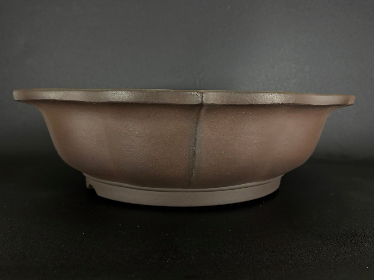 YAMAAKI (山秋窯) 3rd Generation Kataoka Toshio (片岡俊夫 作) - 小松泉 - 常滑 - 53cm Round Lotus (蓮華鉢) Unglazed 無釉