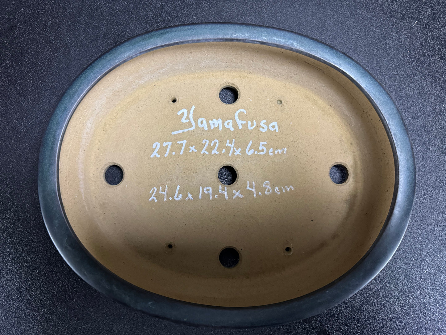 YAMAFUSA 4th Generation KOIE 山房四代 鯉江 (aka SAMBO) – 常滑 – 27.7cm Oval Glazed Cucumber (楕円 胡瓜釉)
