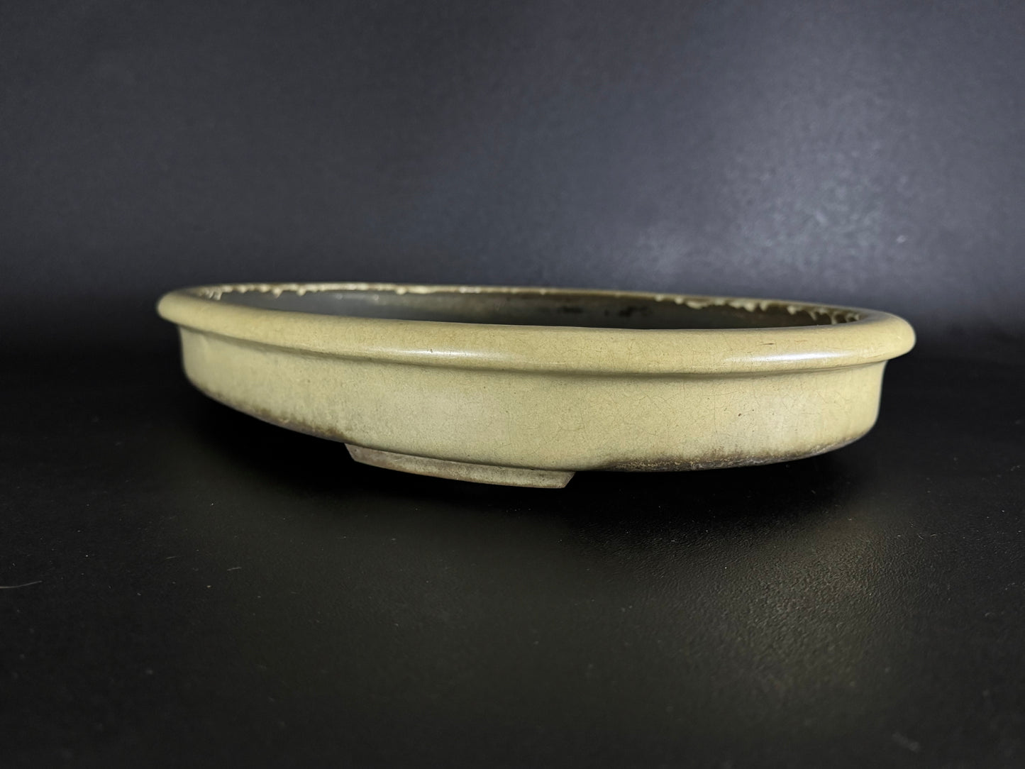 AIBA KOYO – Mr. AIBA Kouichirou（相場 恒一郎）– 常滑市 Tokoname – 46.3cm Oval Cream Glazed (Cream Glaze 乳白釉・楕円鉢)