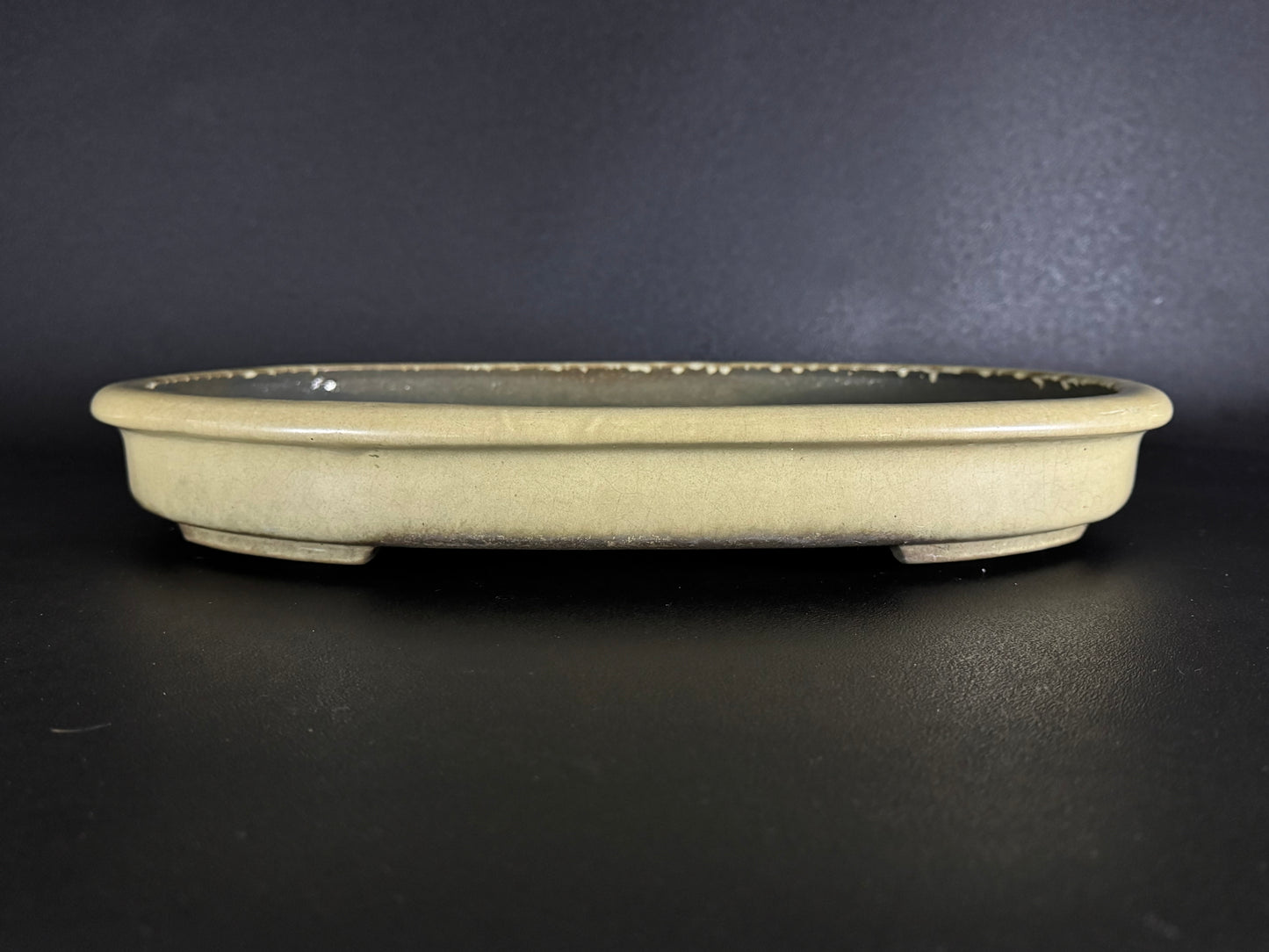 AIBA KOYO – Mr. AIBA Kouichirou（相場 恒一郎）– 常滑市 Tokoname – 46.3cm Oval Cream Glazed (Cream Glaze 乳白釉・楕円鉢)