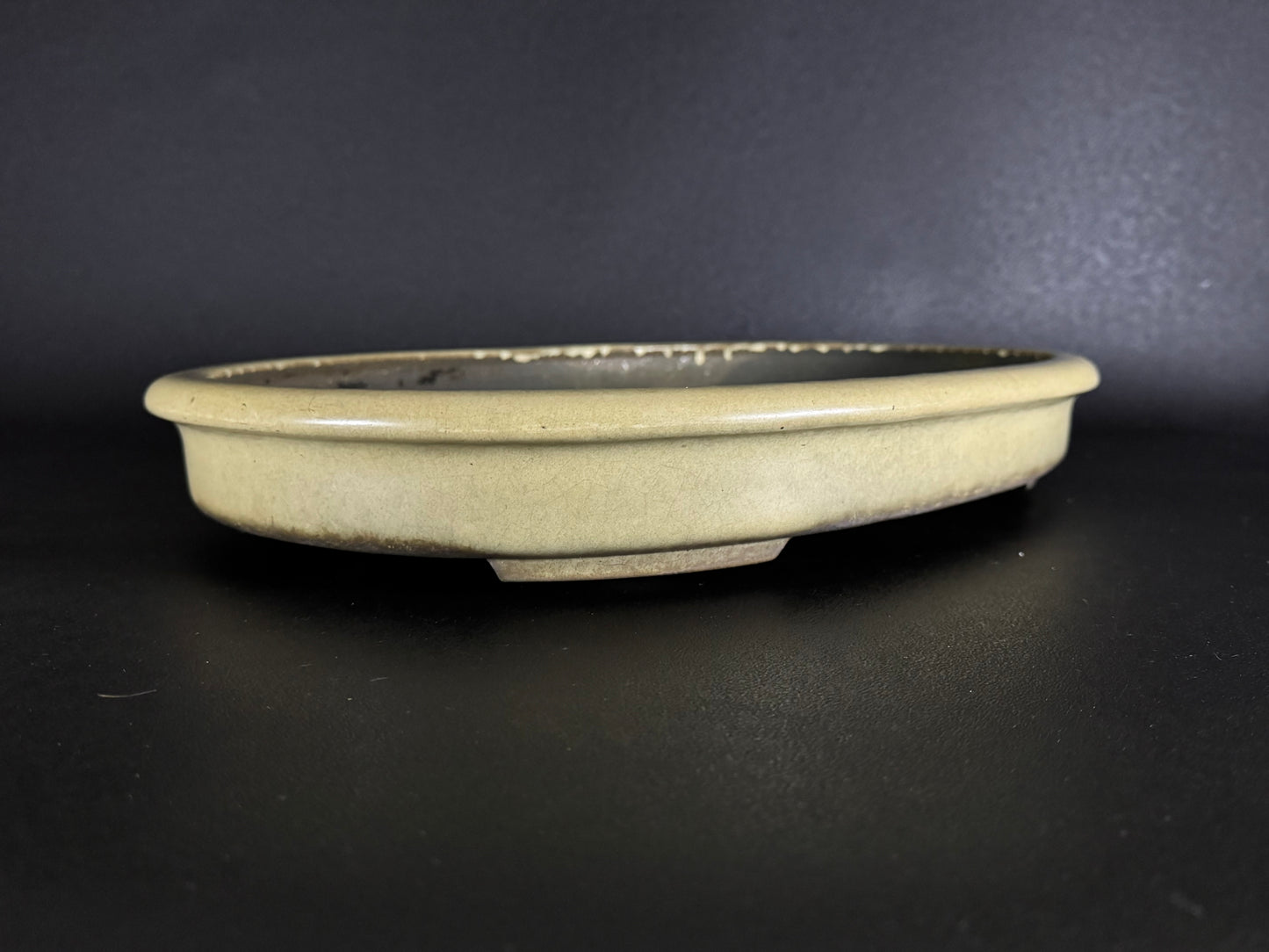 AIBA KOYO – Mr. AIBA Kouichirou（相場 恒一郎）– 常滑市 Tokoname – 46.3cm Oval Cream Glazed (Cream Glaze 乳白釉・楕円鉢)