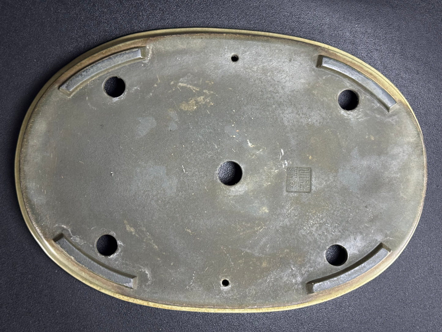 AIBA KOYO – Mr. AIBA Kouichirou（相場 恒一郎）– 常滑市 Tokoname – 46.3cm Oval Cream Glazed (Cream Glaze 乳白釉・楕円鉢)