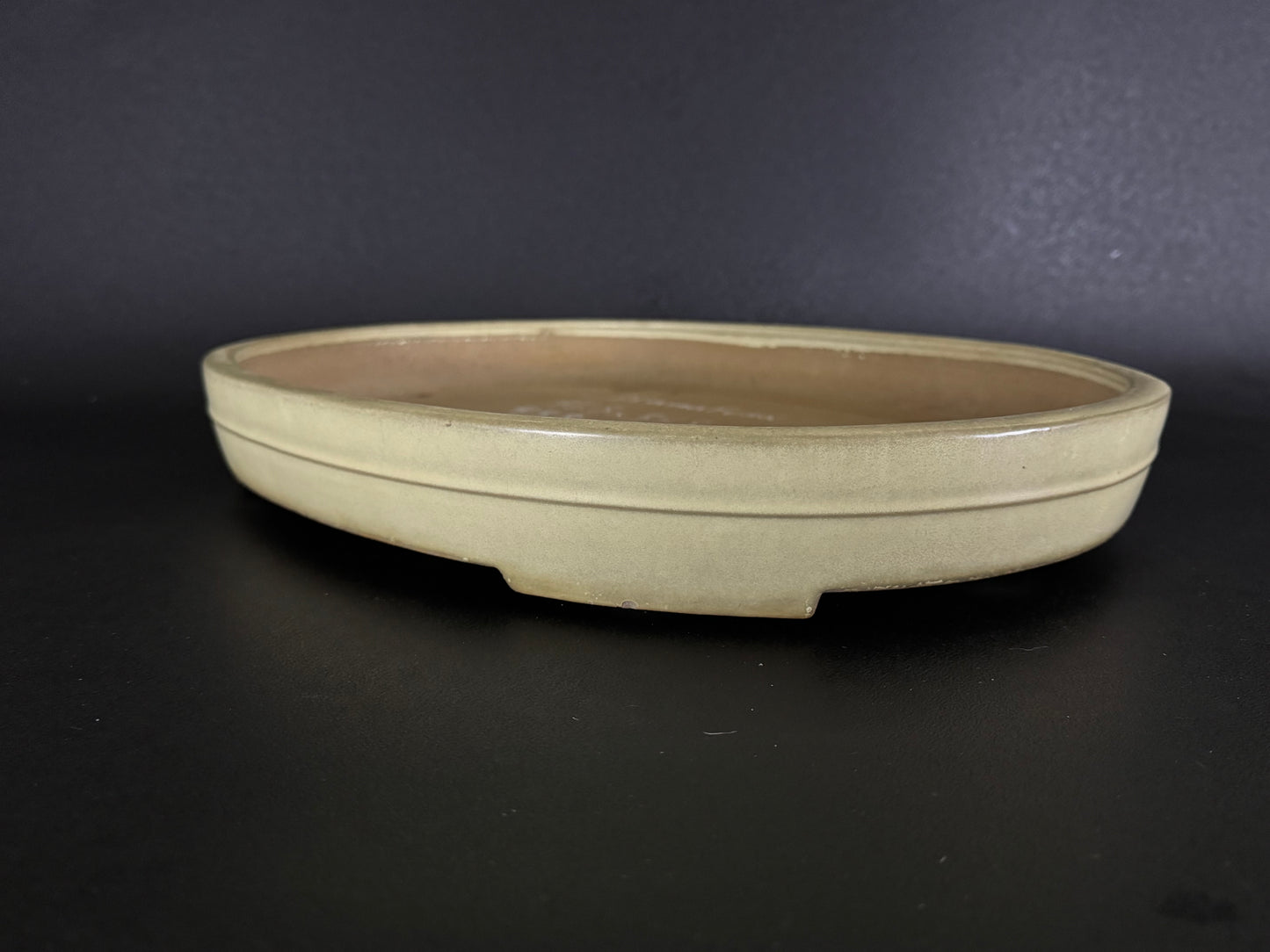 YAMAFUSA 4th Generation KOIE 山房四代 鯉江 (aka SAMBO) – 常滑 – 46.8cm Oval Cream Glazed 楕円 クリーム釉
