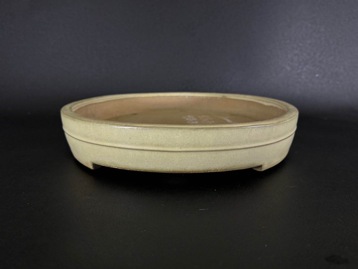 YAMAFUSA 4th Generation KOIE 山房四代 鯉江 (aka SAMBO) – 常滑 – 46.8cm Oval Cream Glazed 楕円 クリーム釉