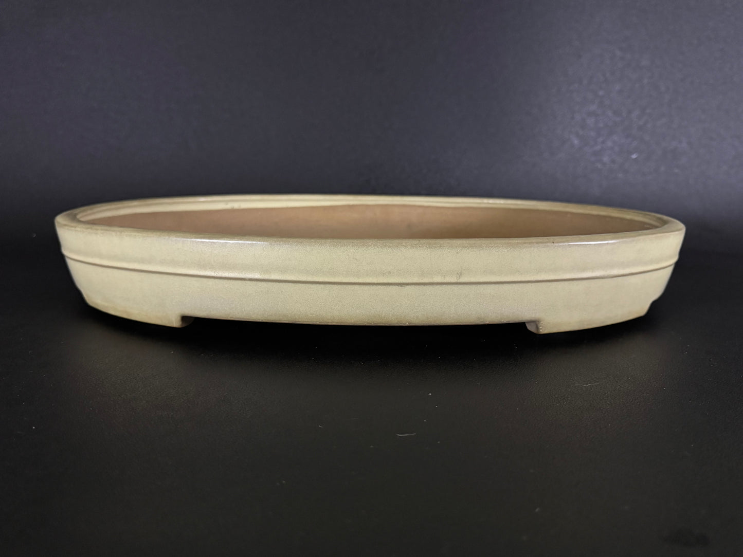 YAMAFUSA 4th Generation KOIE 山房四代 鯉江 (aka SAMBO) – 常滑 – 46.8cm Oval Cream Glazed 楕円 クリーム釉