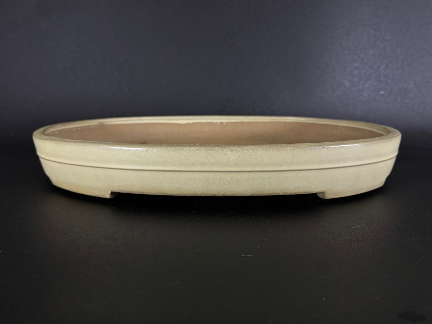 YAMAFUSA 4th Generation KOIE 山房四代 鯉江 (aka SAMBO) – 常滑 – 46.8cm Oval Cream Glazed 楕円 クリーム釉