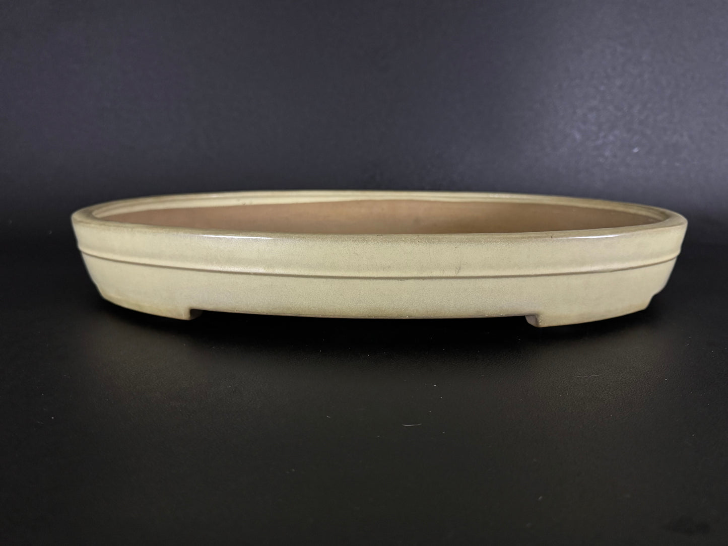 YAMAFUSA 4th Generation KOIE 山房四代 鯉江 (aka SAMBO) – 常滑 – 46.8cm Oval Cream Glazed 楕円 クリーム釉