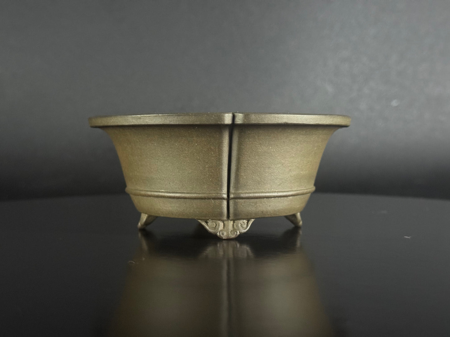 Wazyaku 和山作 – Tokoname 常滑市 – 12.4cm Soft Mokko-gata 木瓜形 Unglazed 無釉 Bonsai Pot