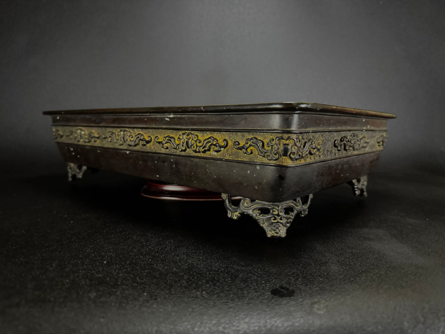 Harada Minekumo 原田峯雲 – Japan 日本 – 45.5cm Rectangular Solid Bronze Suiban 長方形 青銅製水盤
