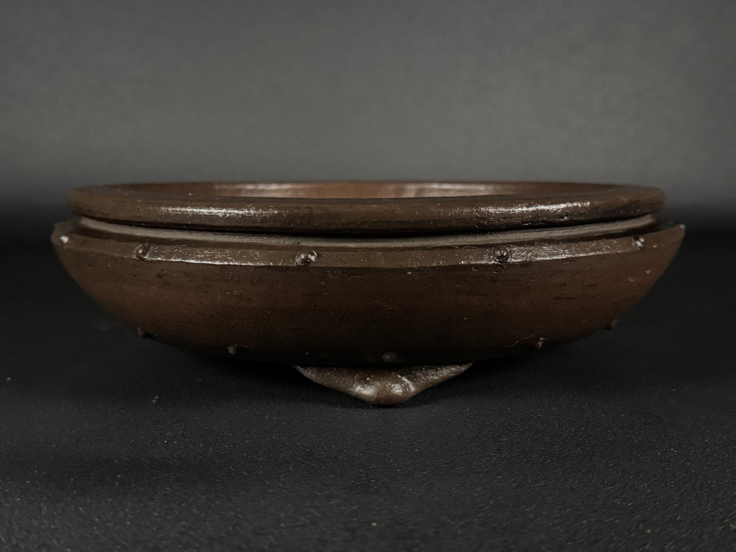 SHOZAN Watanabe, (渡辺松山) - 常滑 - 25.0cm Round Bag-Style Drum (袋形・太鼓形丸鉢) Unglazed (無釉) Retake photos they are too dark