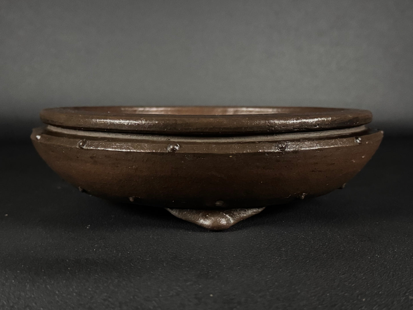 SHOZAN Watanabe, (渡辺松山) - 常滑 - 25.0cm Round Bag-Style Drum (袋形・太鼓形丸鉢) Unglazed (無釉) Retake photos they are too dark