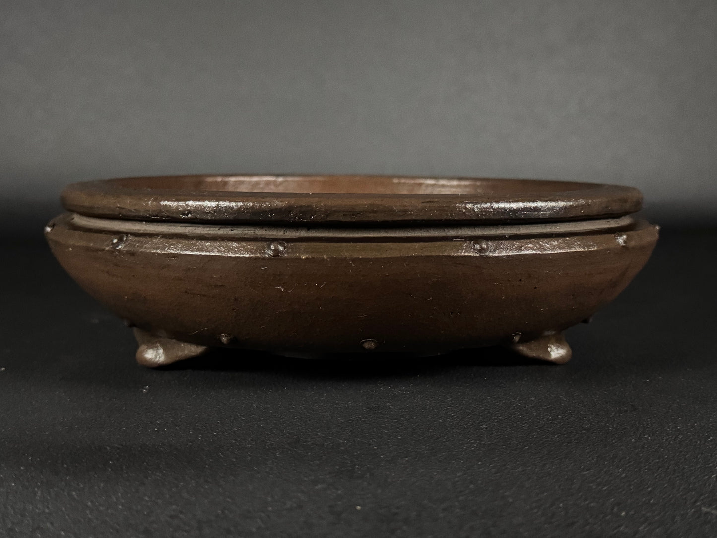 SHOZAN Watanabe, (渡辺松山) - 常滑 - 25.0cm Round Bag-Style Drum (袋形・太鼓形丸鉢) Unglazed (無釉) Retake photos they are too dark